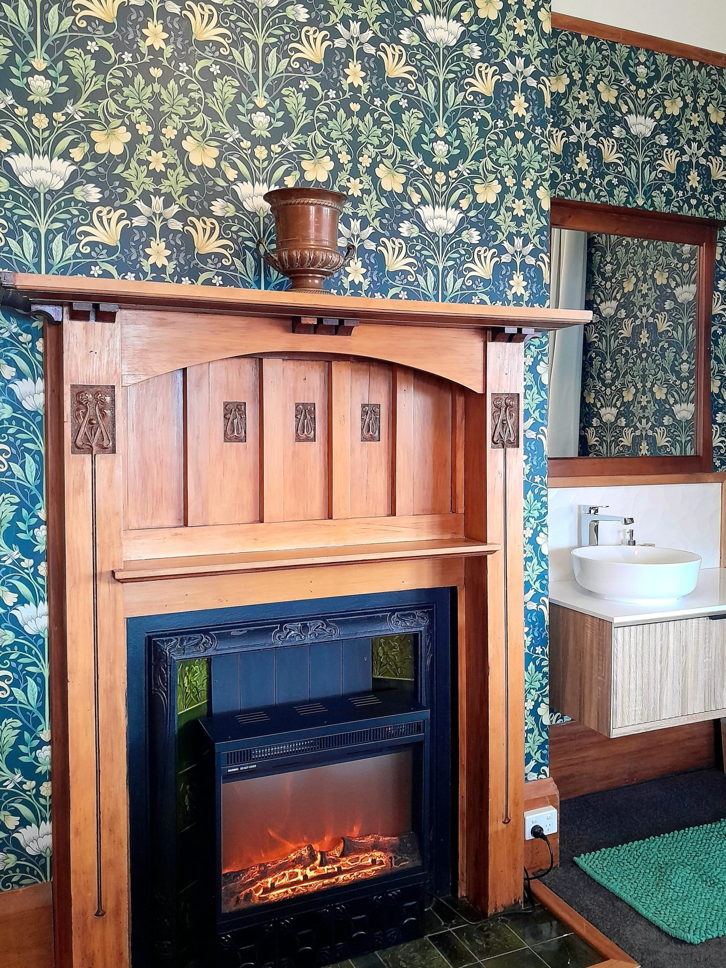 Dandy - fireplace.jpg