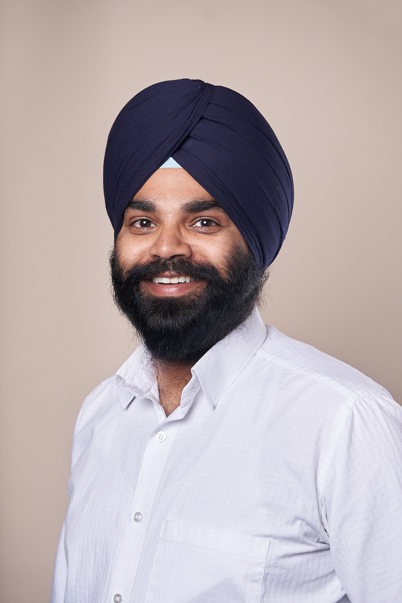 Corporate-Team-Headshot-San-Francisco-Xiaofan-Fang-Studio-Ray-Summit-Sin_Har_627-0696.jpg