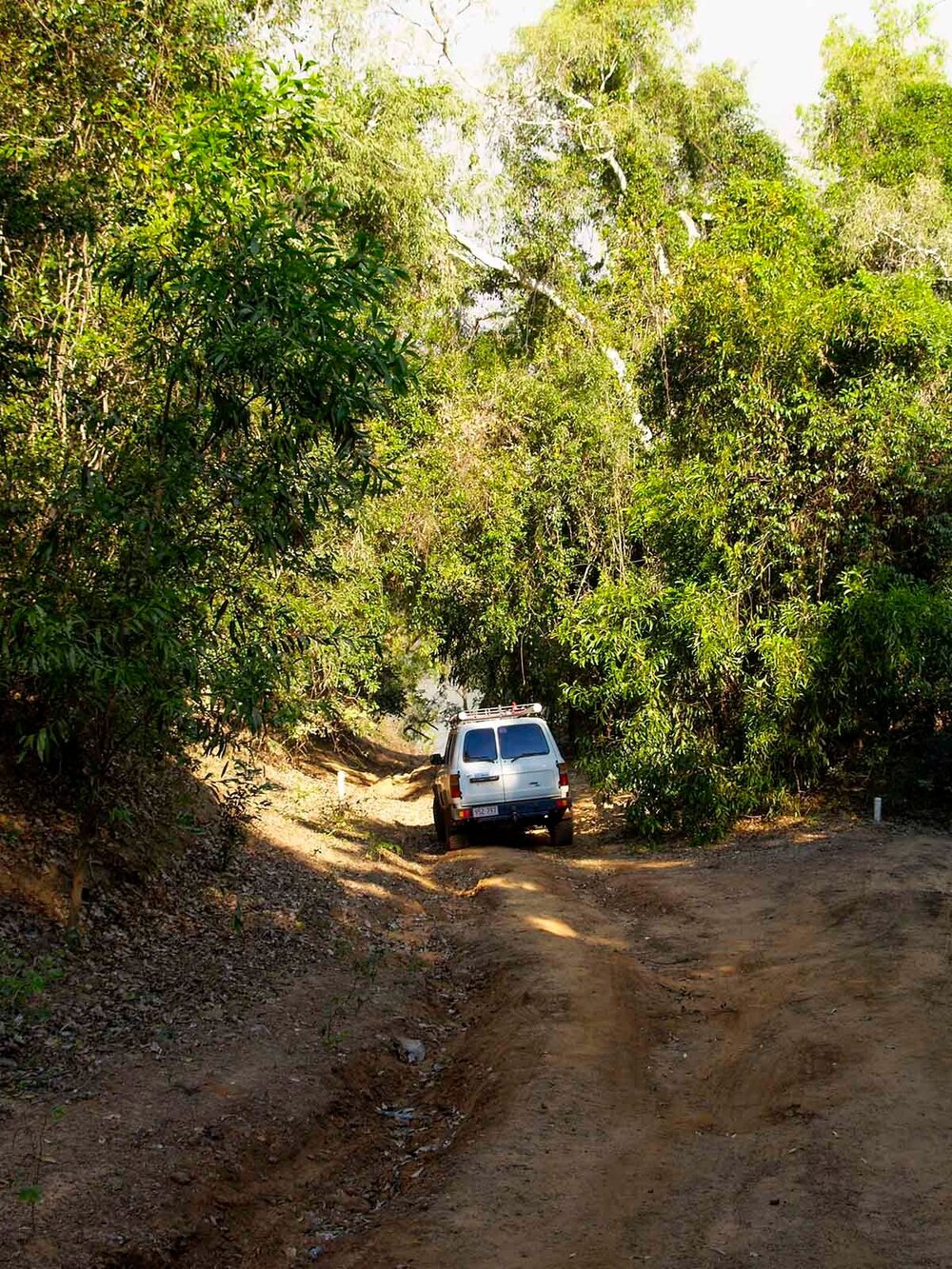 Road down to crossing