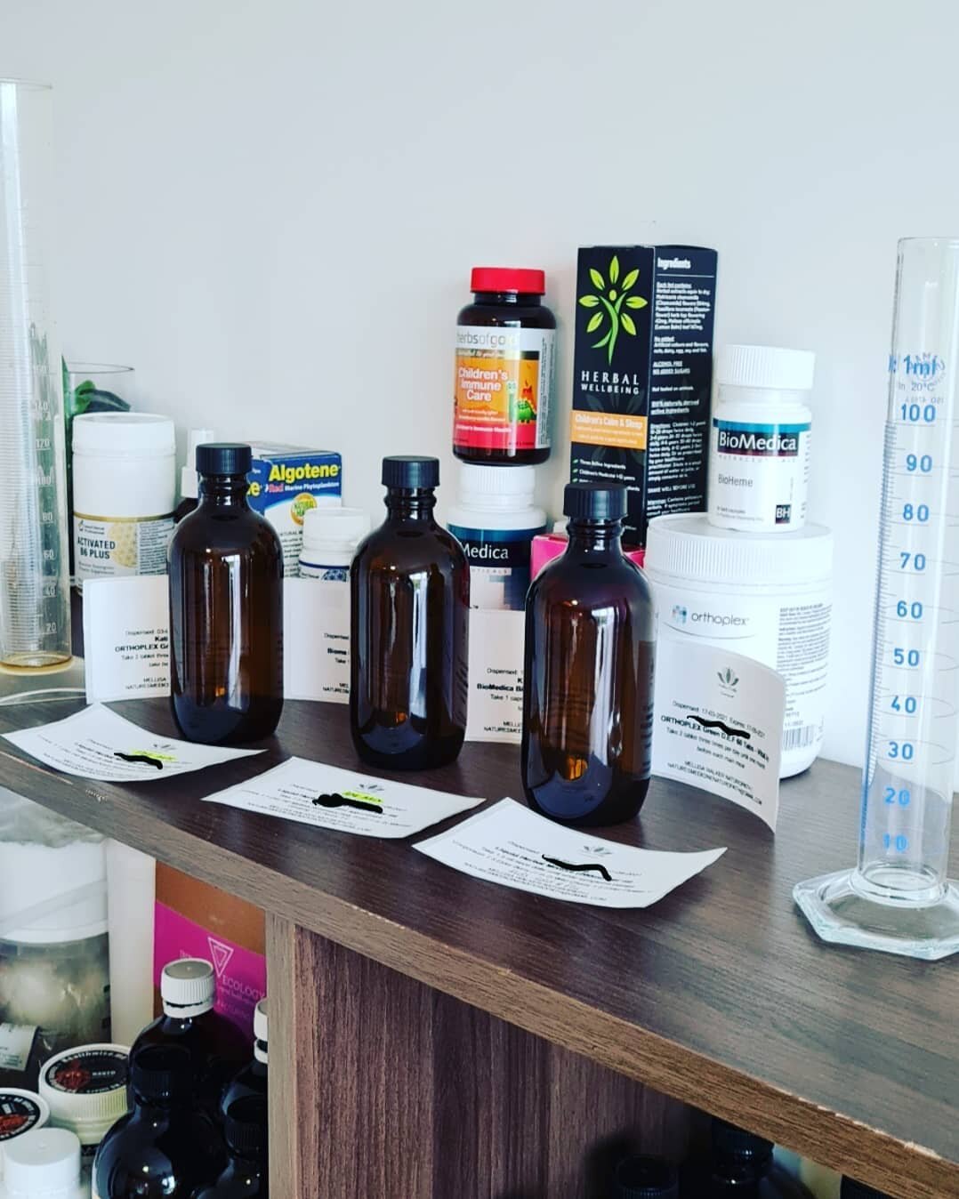 Dispensing individual herbal medicine looks a little like this...
🌱
Each care plan is carefully constructed, then I convert that into a prescribed items file and this prints out my individual lables.
I then line those up for each client and lable th