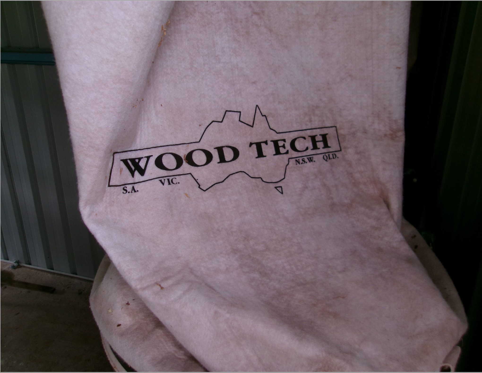 wood tech dust extractor.png