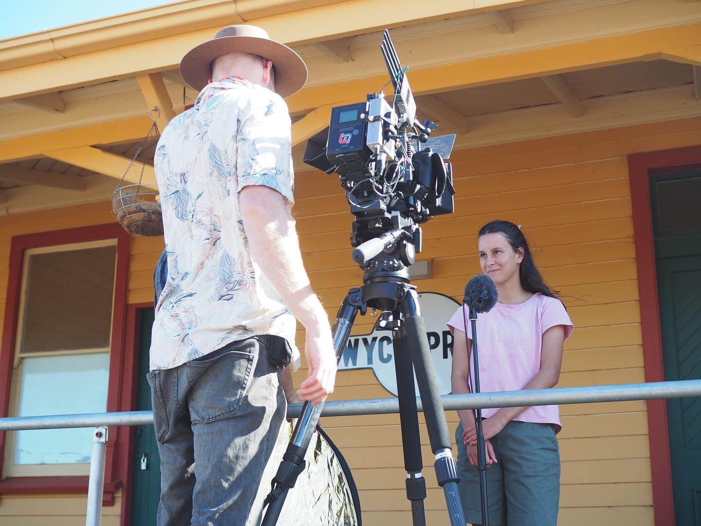 📻 FYI is dominating the airwaves! 📻

Tune into ABC Wimmera radio tomorrow Thurs 26th May at 8:50am to hear Wycheproof's Amara Cowell and Isabelle Mulquiny talk about telling their stories, and being part of the FYI Film Festival.

Listen online: ab
