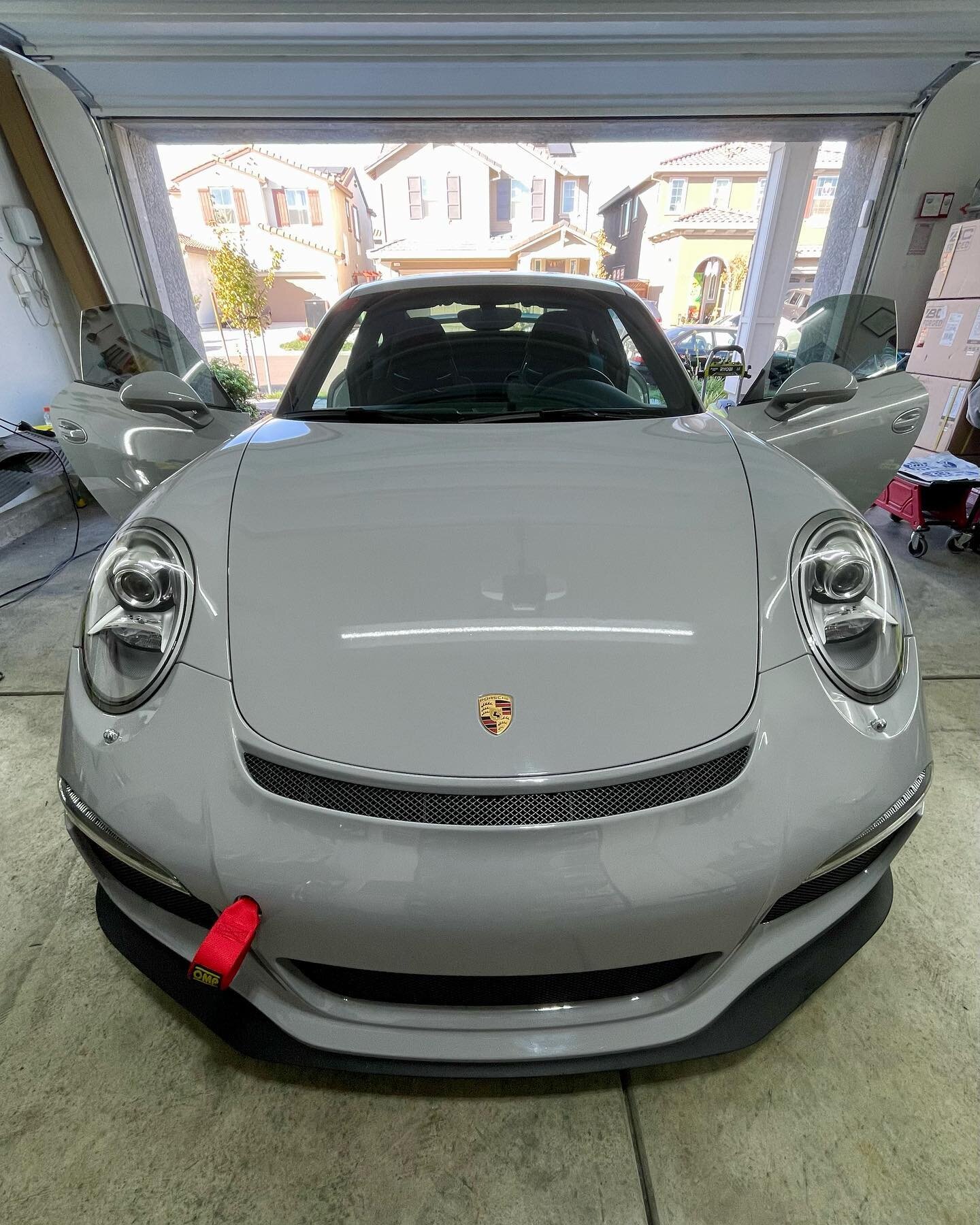Porsche 991 GT3 in for a detail after a track day! We gave this car a thorough cleaning inside &amp; out, removed tire rubber from the rocker panels, &amp; even coated the wheels with @adamspolishes 7-9 Year Graphene Ceramic! &thinsp;&thinsp;
&thinsp