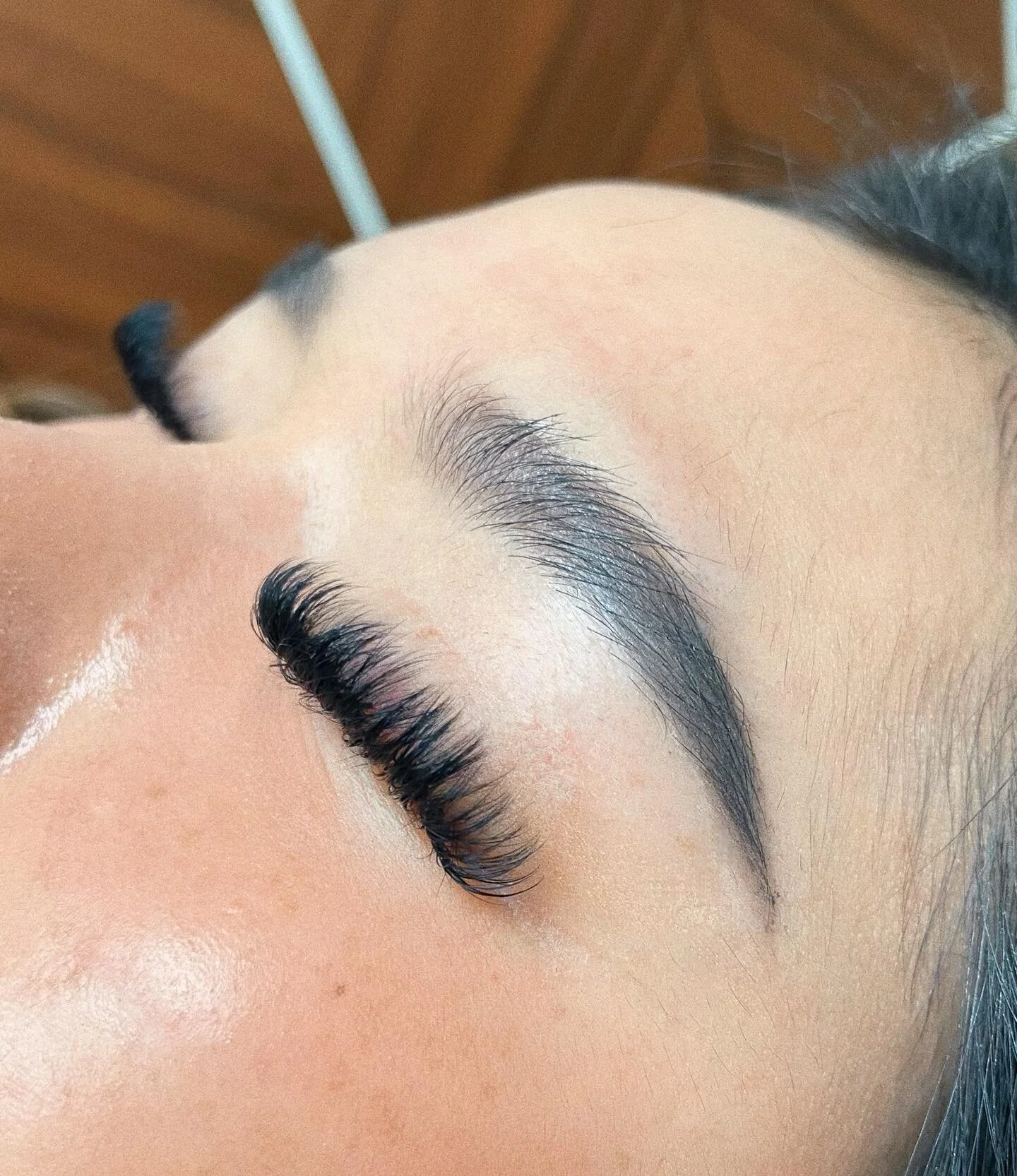 Hello November! 🍂🍁
&mdash;&mdash;&mdash;&mdash;&mdash;&mdash;&mdash;&mdash;&mdash;&mdash;&mdash;&mdash;&mdash;&mdash;&mdash;
Look at these volumes by our girl Venesa! She is currently booking up for Saturdays at @sweetsoulbeautybar.
Holiday Season 