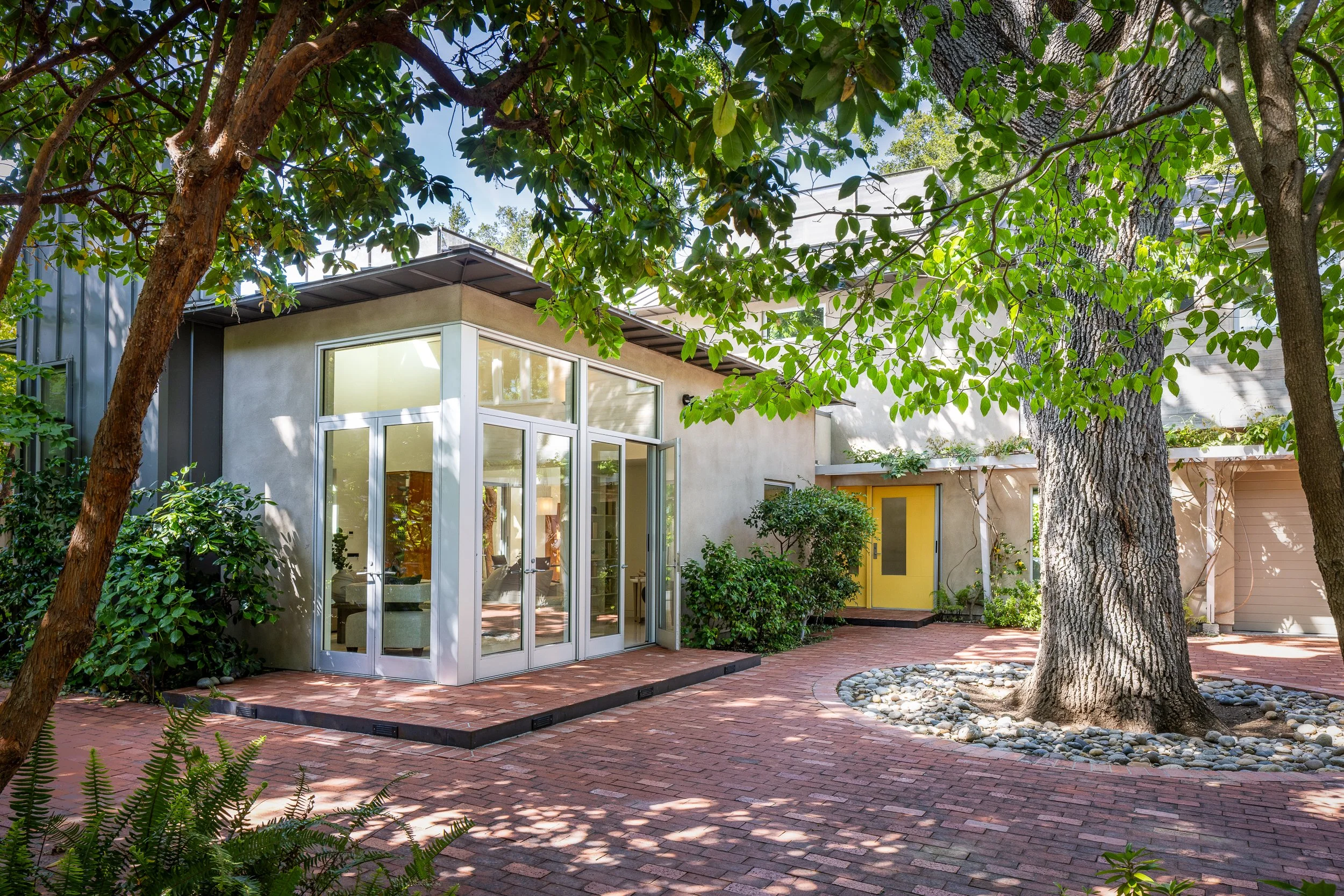 Courtyard Daylight Arch Website.jpg