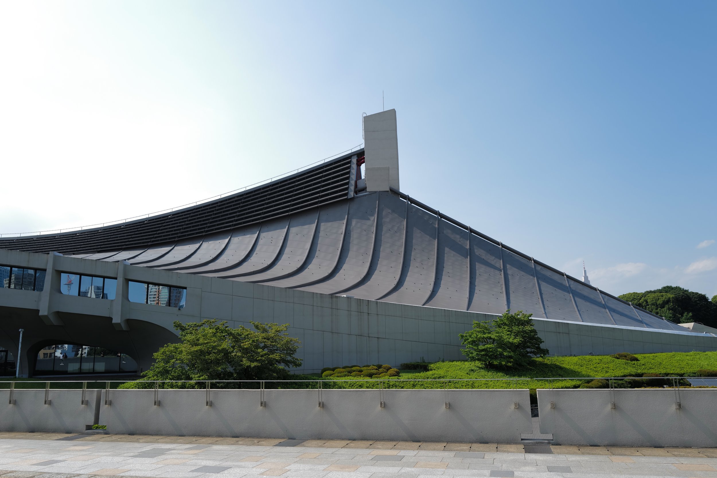 Yoyogi National Gymnasium - Tokyo - by Kenzo Tange | Explore Iconic ...