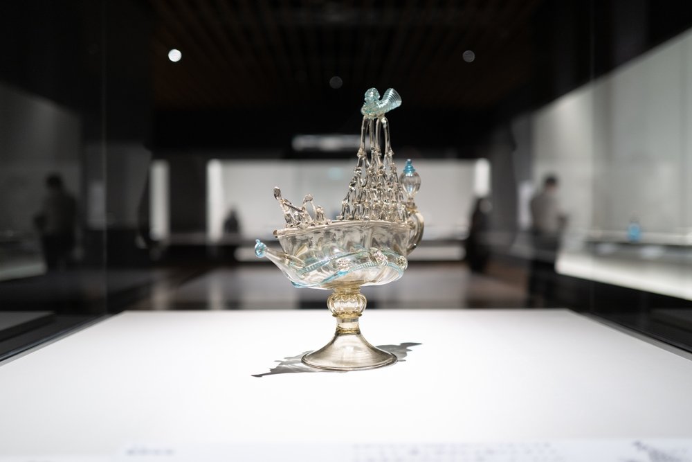 Blown Glass - Suntory Museum of Art -1010298.jpg