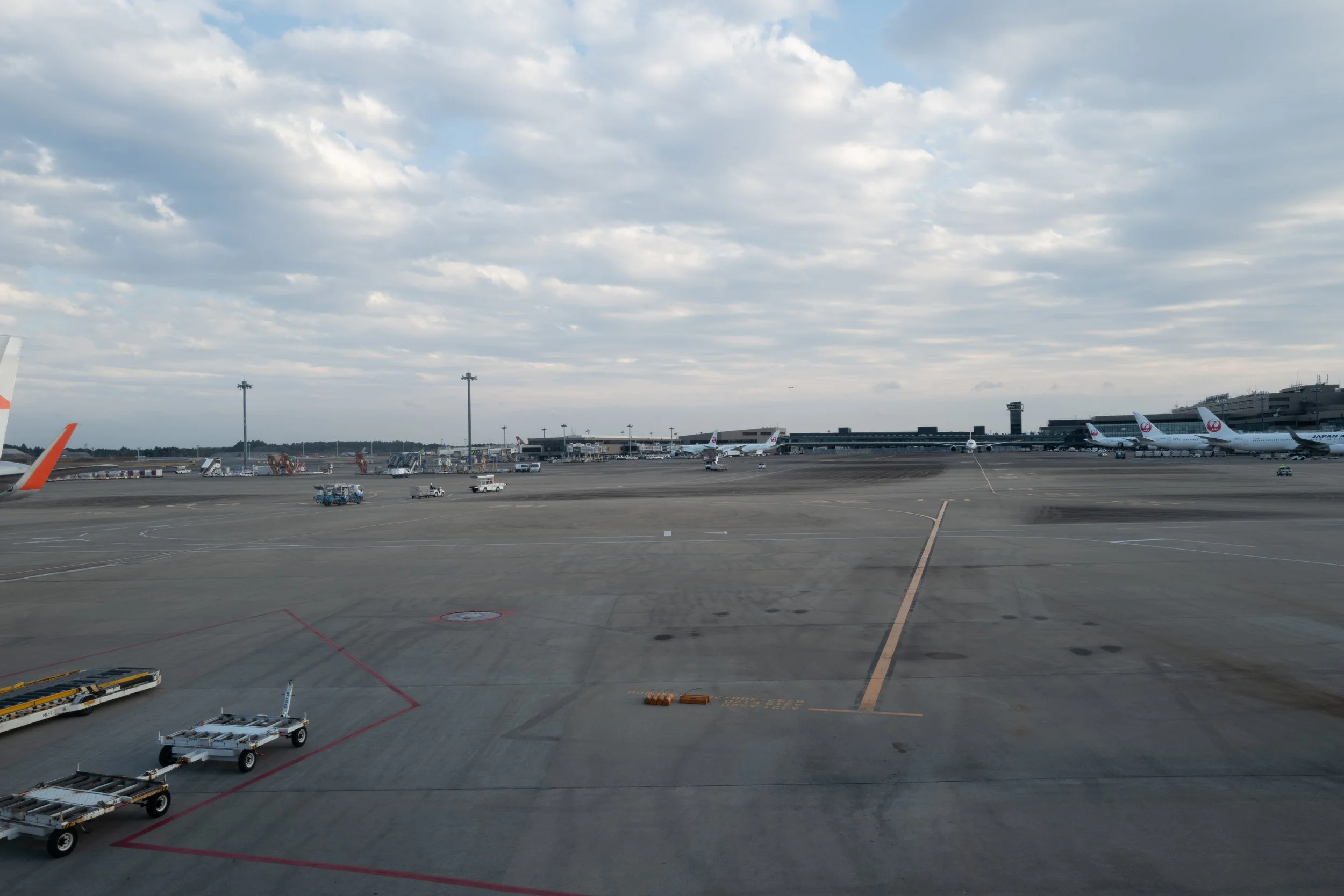 narita airport-1043123.jpg
