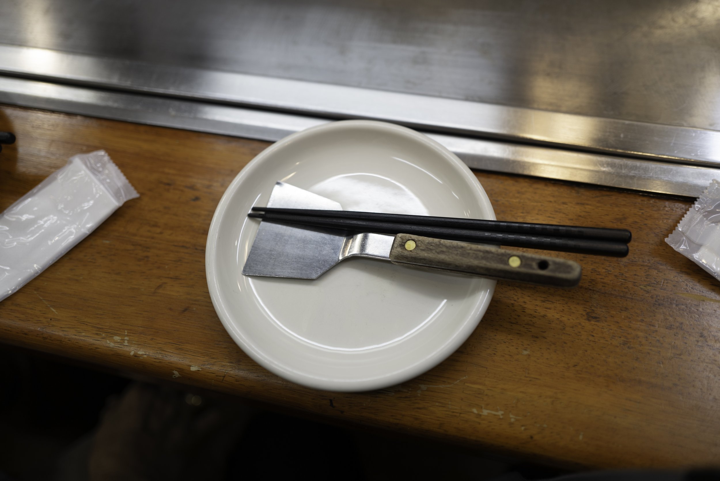 Hiroshima Okonimiyaki - Okonomimura -1080096.jpg