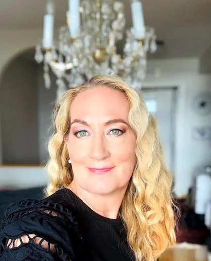 SILK QUEEN OF LONDON