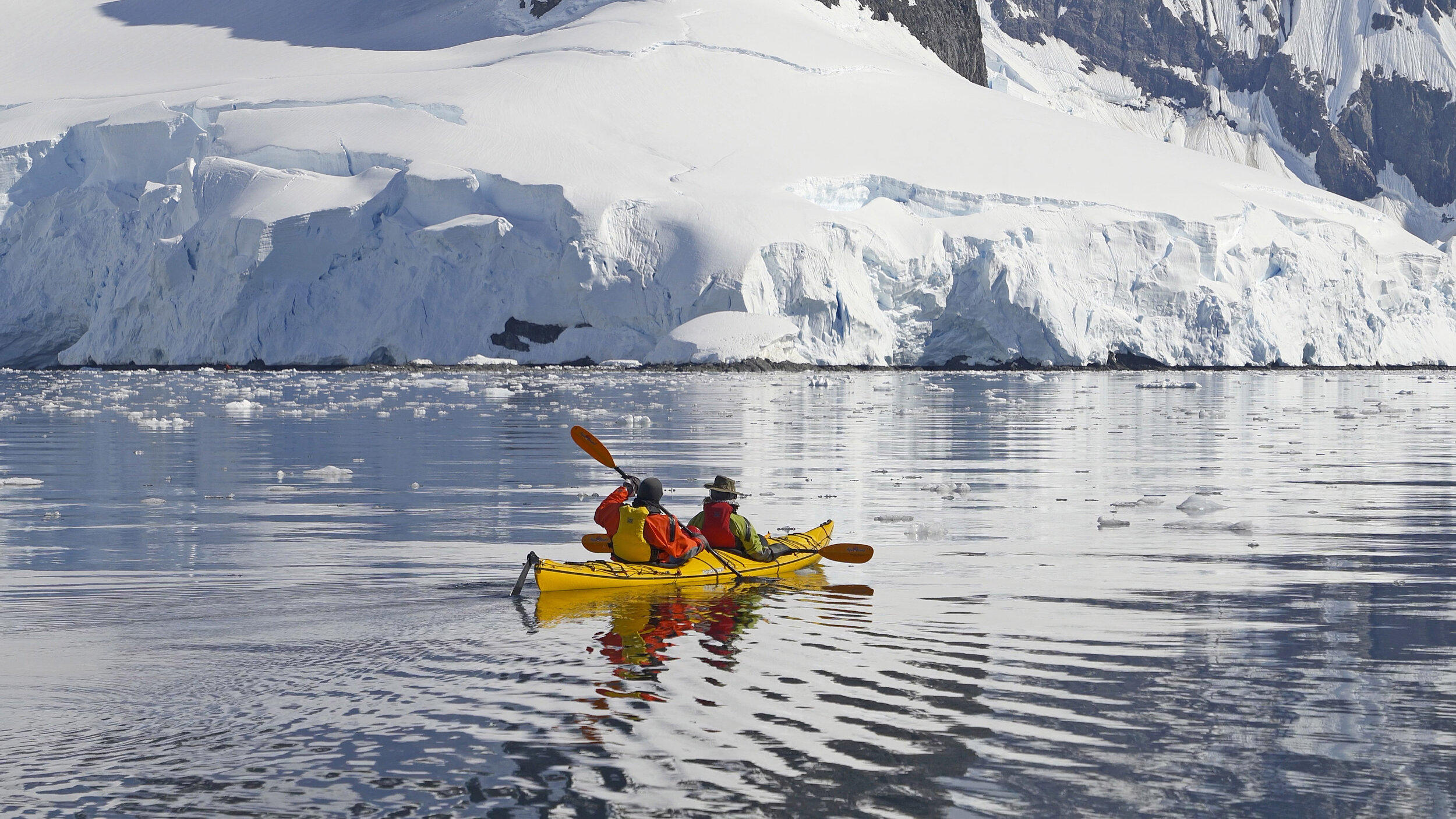 kayak antartica 2.jpg