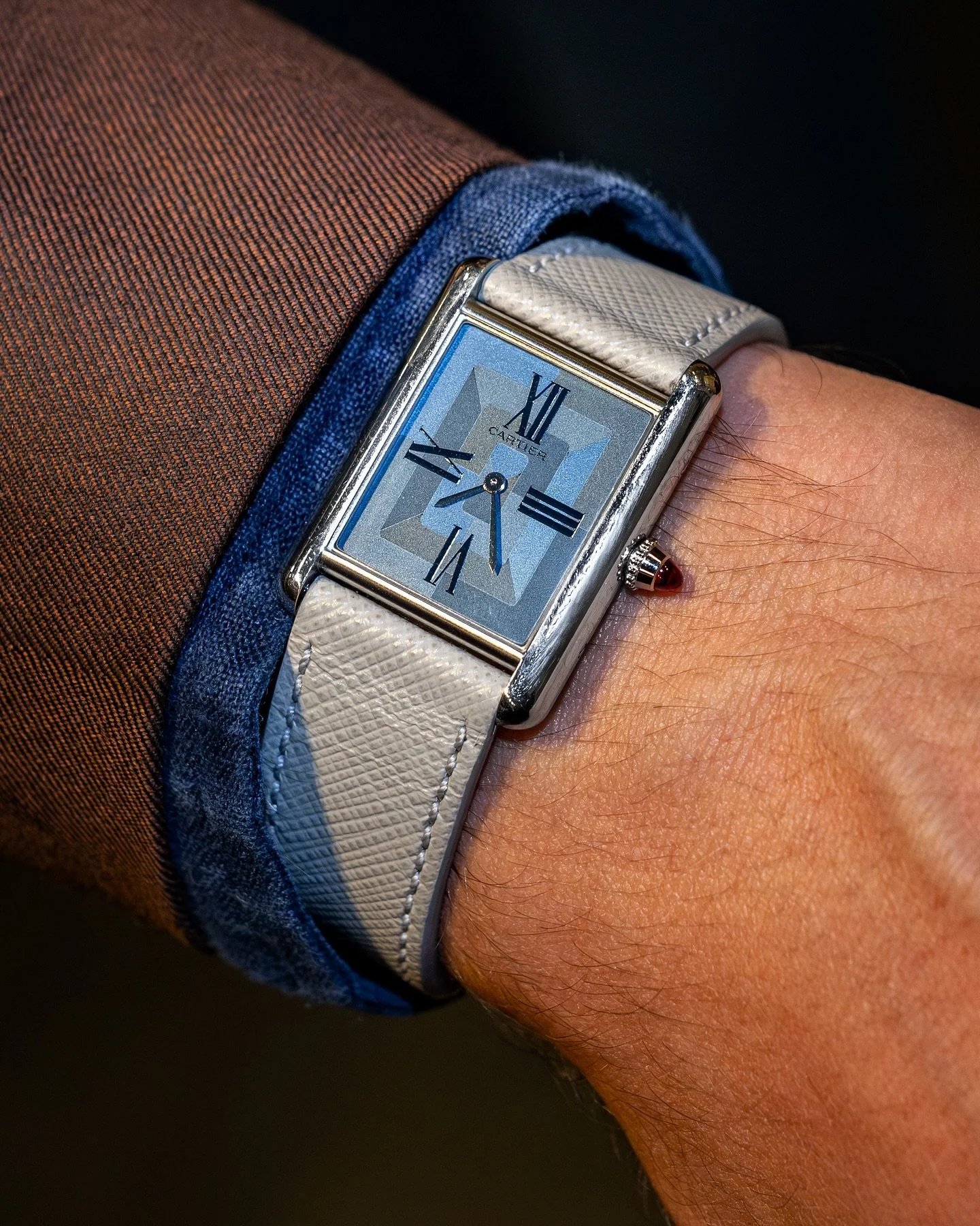 Turns out people in Milan are often quite short (sorry @_evita____)
Thank you to Milan Watch Week and Italian Watch Sotter for a memorable first time in the city. For a more comprehensive look with more words and my images, head over to @gq now.
@m