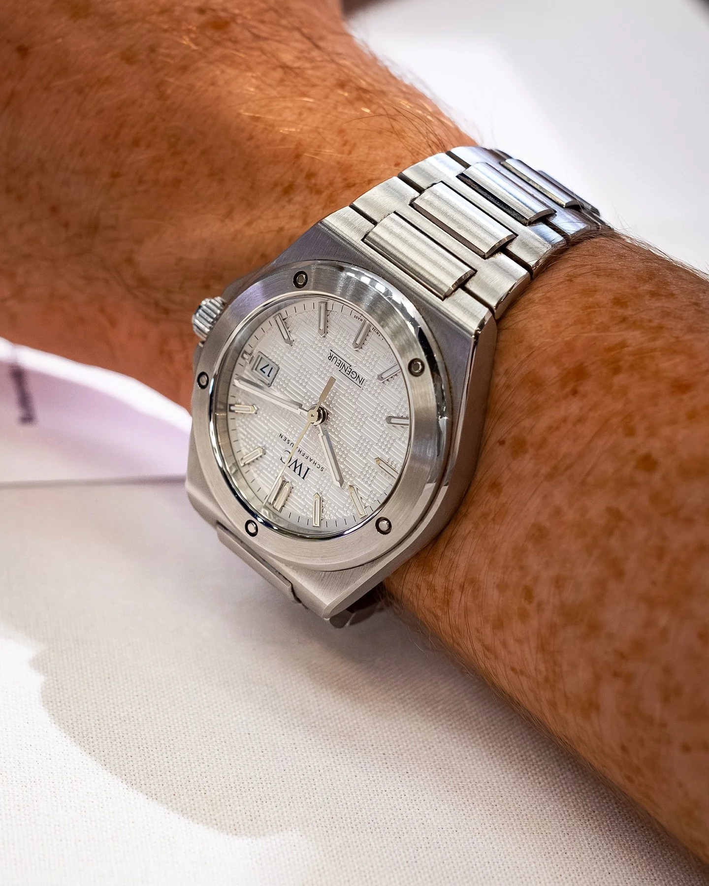 The Ingenieur has evolved so well since its re-introduction in 2023. Total modern classic territory. Swipe to the end to see my personal favourite addition 👉
@a_c_blakemore add model to your CV
@iwcwatches
@iwcwatches_uk