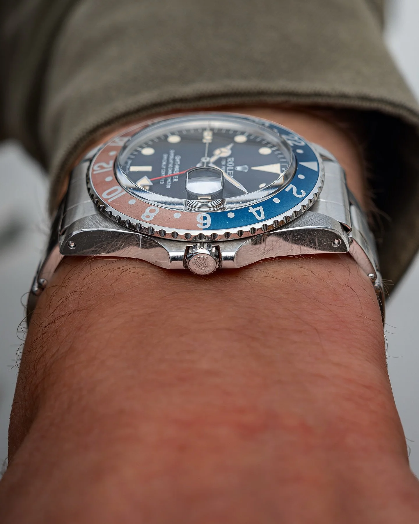 New year 🤝 same overlooked angles.

Shots feature @watchbrotherslondon &amp; @antiquorum