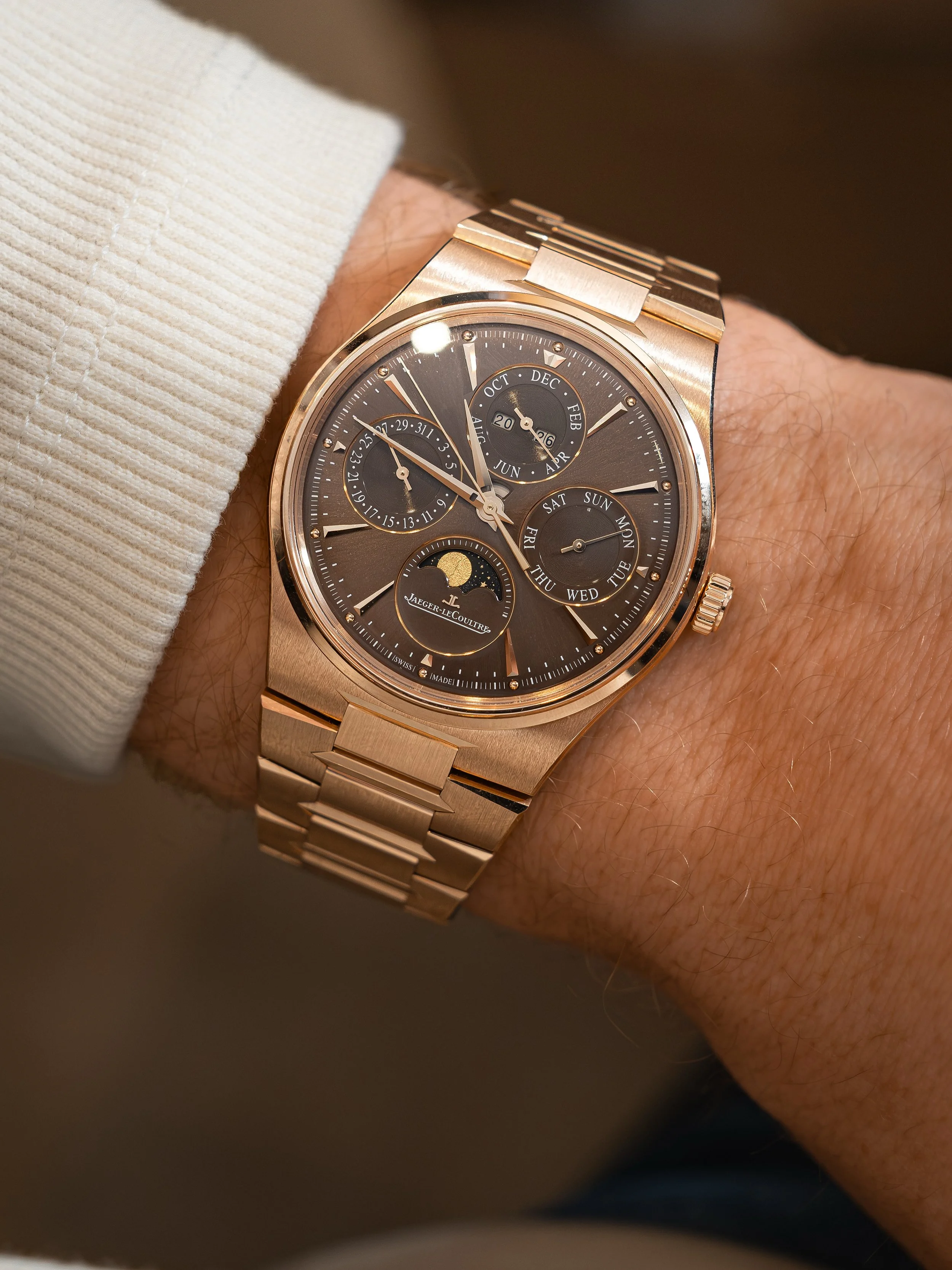 The Master Control is the perfect collection for an integrated bracelet watch from JLC. A modern classic collection in the making 💥

@jaegerlecoultre