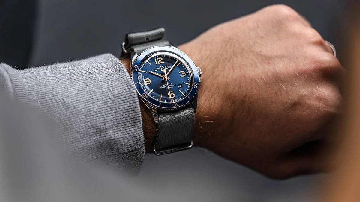 The Bell and Ross BR V2-92 Aeronavale Review