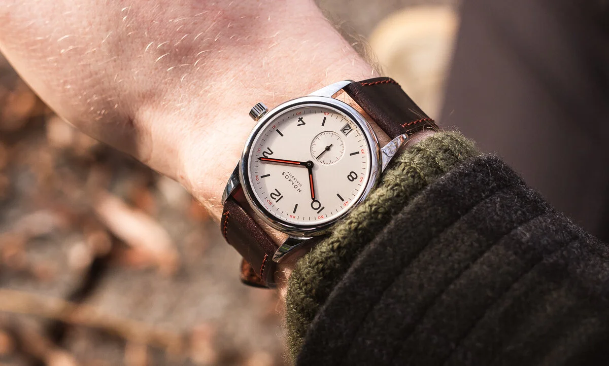 The NOMOS Club Date 731 Review