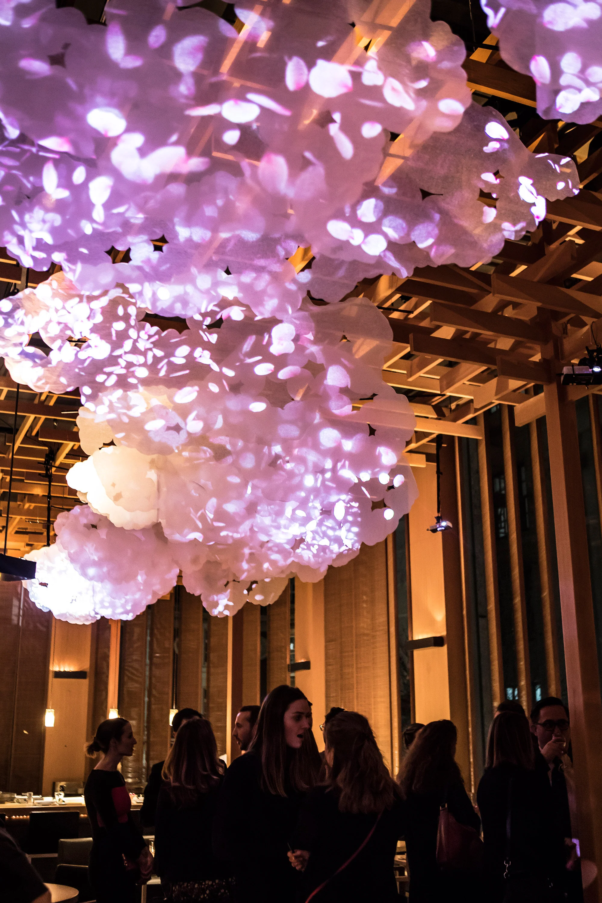 PerrierJouet_SakeNoHana_installation_2_Lydia_Shirreff.jpg