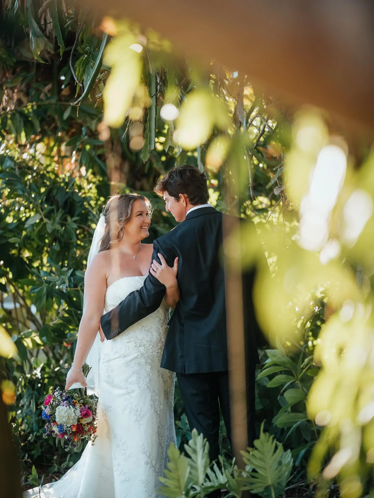 Charlotte and Brett at @palmasolabotanical 😍🌴🌺

#flweddingphotographer #sarasotaweddings #sarasotaweddingphotographer #ashevilleweddingphotographer #tropicalgardenwedding  Wedding photos Bradenton Florida Palma Sola Botanical Garden