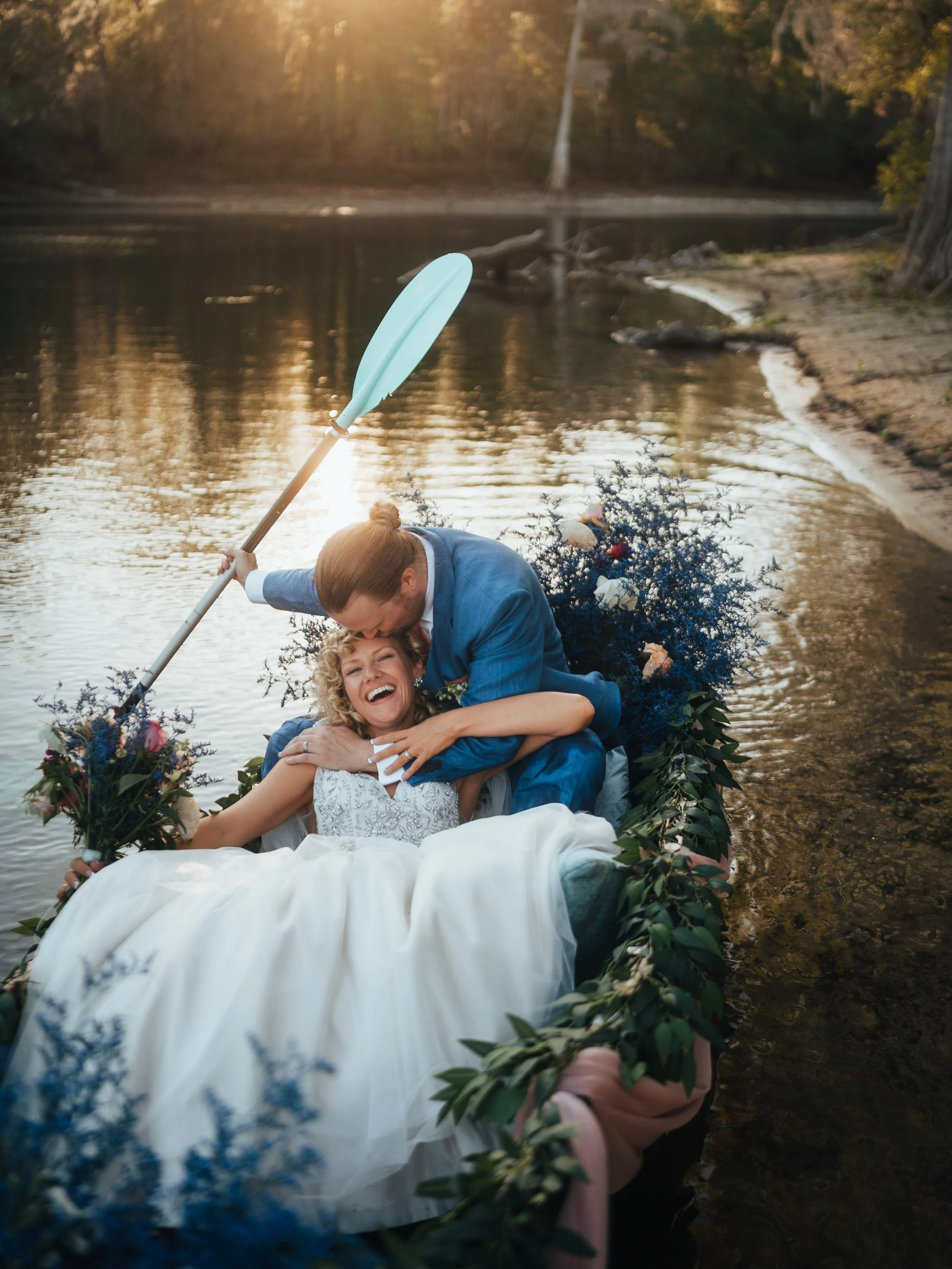 Friendly reminder that you can just book a cabin on a beautiful spring, get some amazing florals, and elope!

Also: If I haven&rsquo;t shared your photos, it&rsquo;s not you, it&rsquo;s me! Culling and editing always takes priority, and sometimes it&