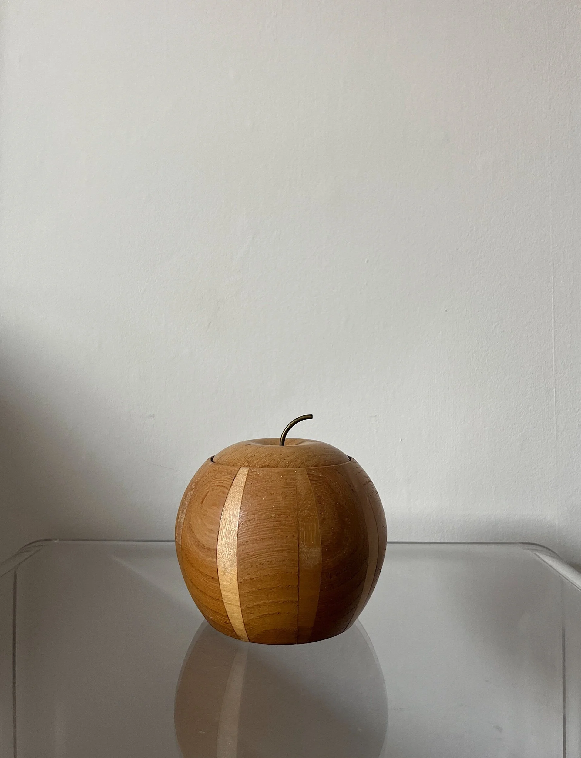 16FC69B4-BCC8-4DEF-AD2A-078DE23D814E