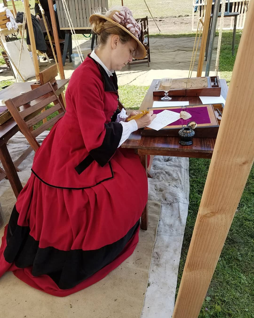 Mrs. Hensley writing a letter #oakstreet #hca #middleton #civiliantown #civilwarreenactment #moorpark #blueandgray2018 #blueandgray #letterwriting