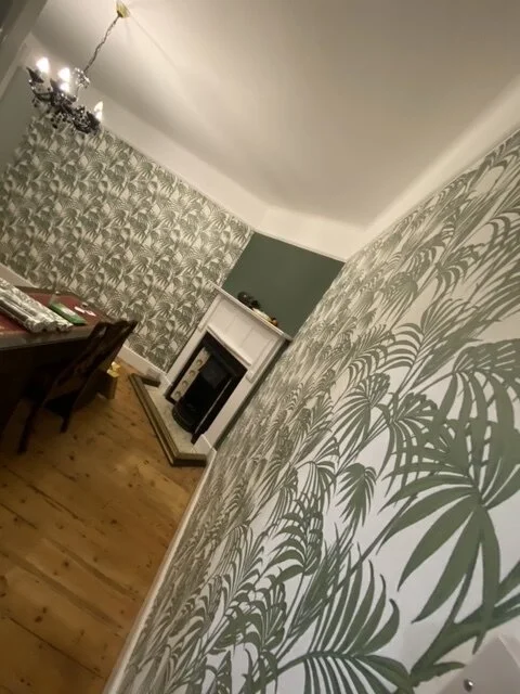 Trying to be artistic with my shot, think this room is the perfect size for this paper...