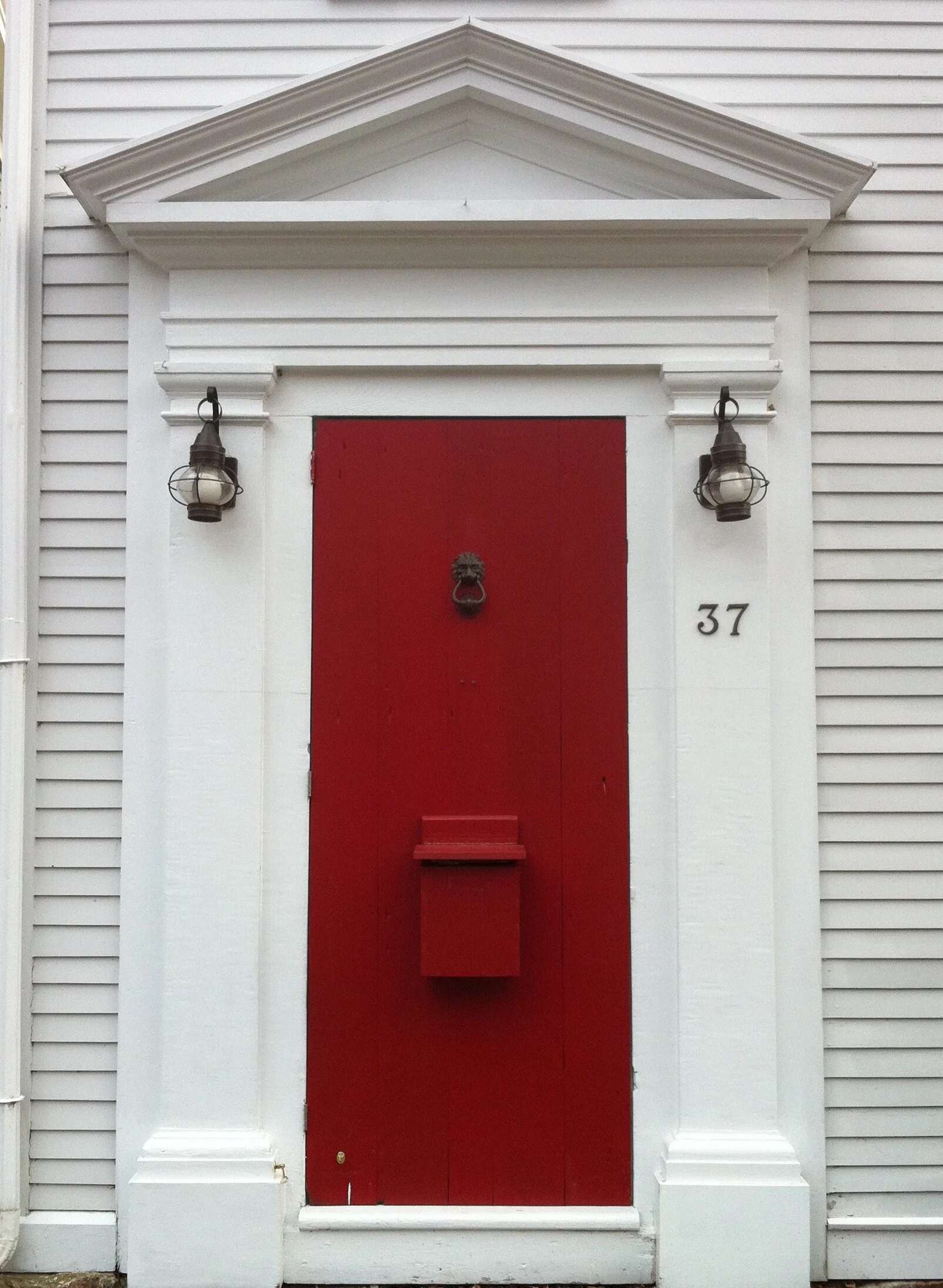 Color Me Colonial (February 4, 2012)