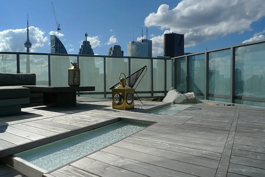 BOX_DESIGN_marketwharf_outdoor_rooftop_custom_design_terrace_design_build_oasis_garden_pond_garden_05.jpg