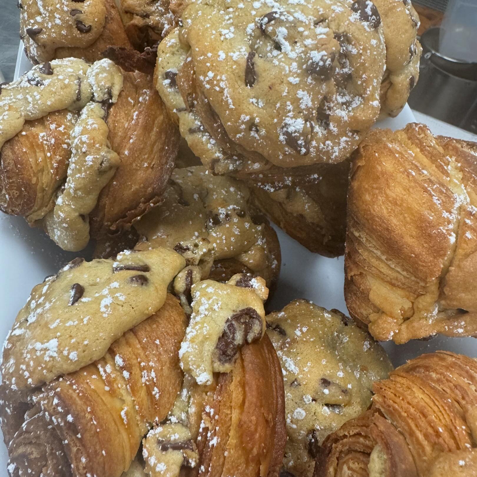 CROOKIES HAVE MADE IT TO B-Town! Chocolate chip cookie-stuffed croissant 😭😭😭👏🏼👏🏼👏🏼 Limited special today.