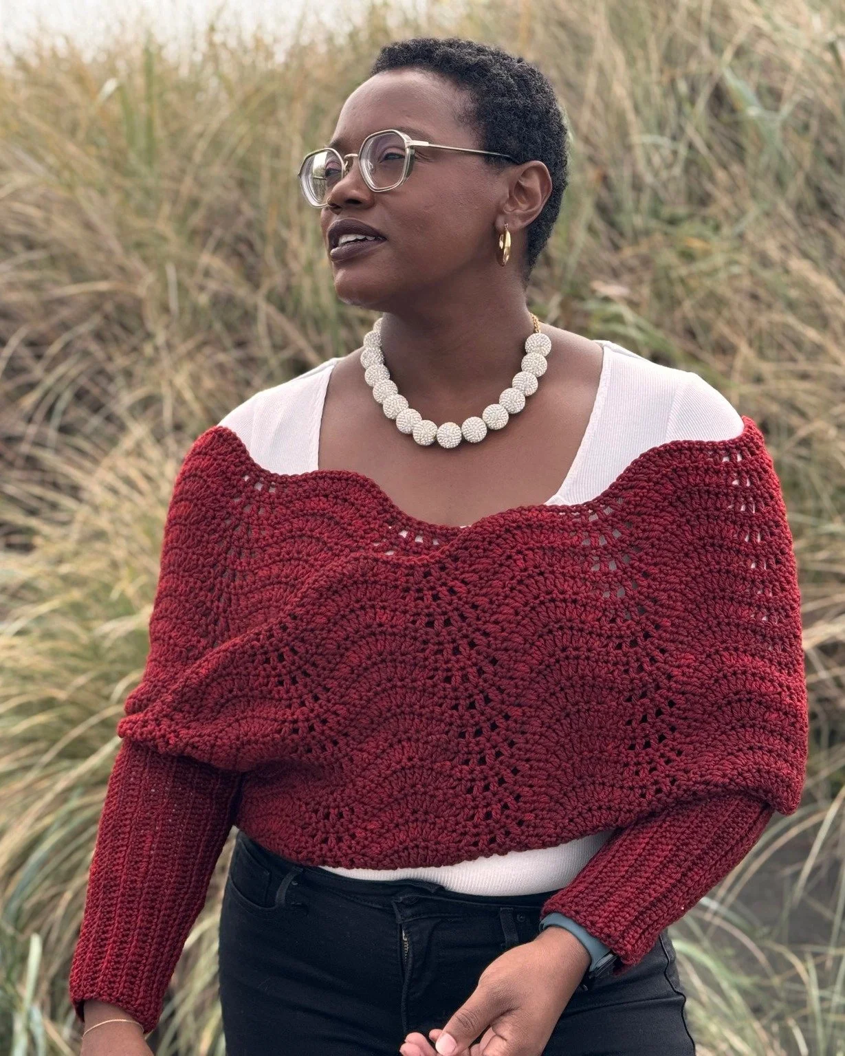 How about a FREE pattern to get you in the mood for the holiday season? 🎄 

I'm thrilled to be joining @anvisgranny's  Festive Crochet Blog Hop, and I'm excited to share that my Winter Waves pattern will be available for FREE for TODAY only! 🕰️ 

T