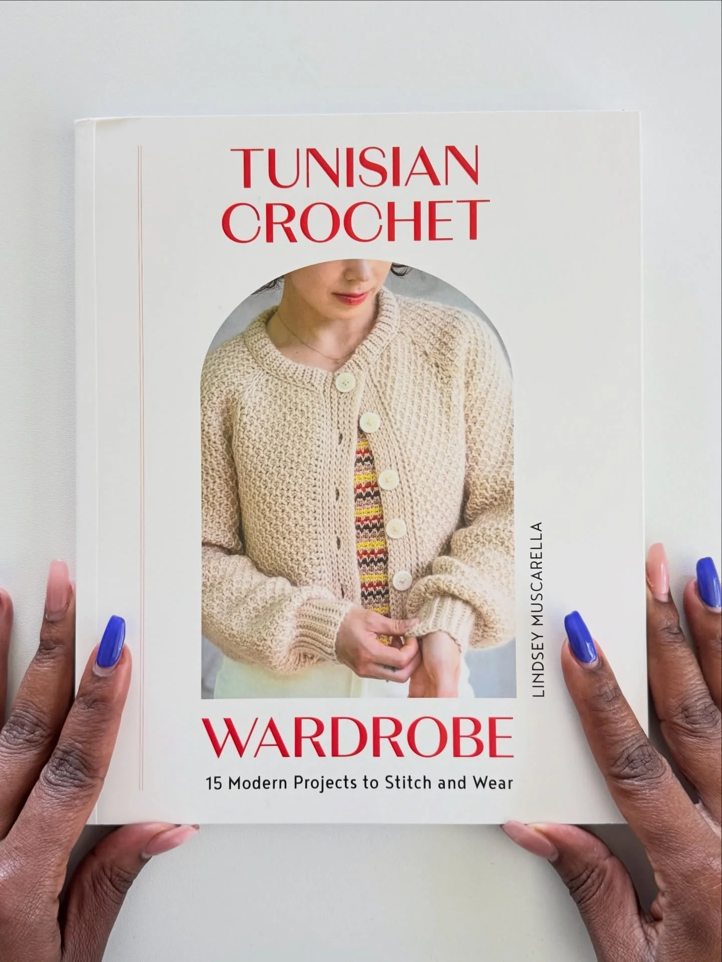 🍾 Huge congrats to @justtheworsted on their publishing day! 

This book is a dream come true with its size-inclusive and crochet designs, and the QR code for each pattern is pure genius. I'm obsessed with the little details and appreciate all the ha