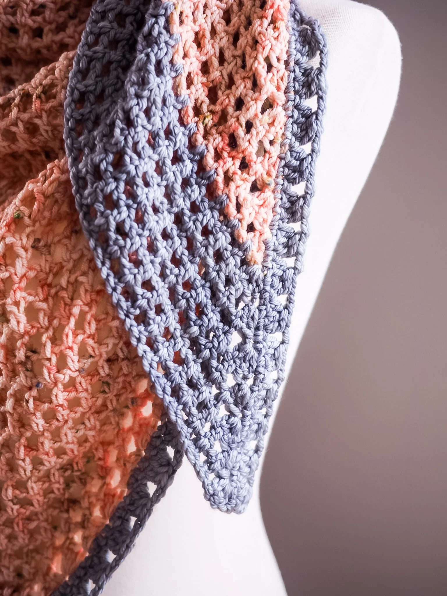 his gorgeous wrap will help you transition from warm afternoons to brisk evenings. The delicate filet crochet design is easy enough for beginners and interesting enough to keep advanced crafters engaged.