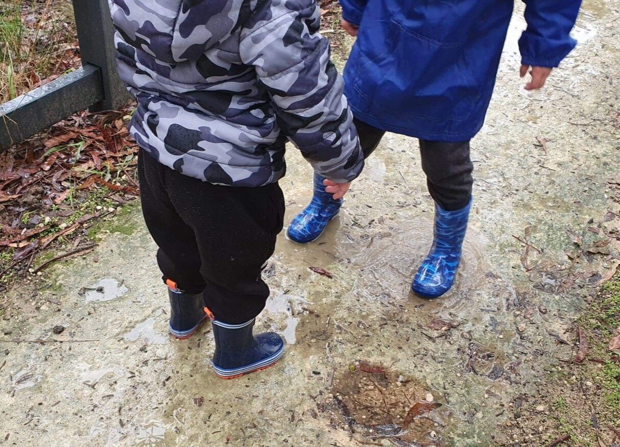 kids playing in gumboots.jpg