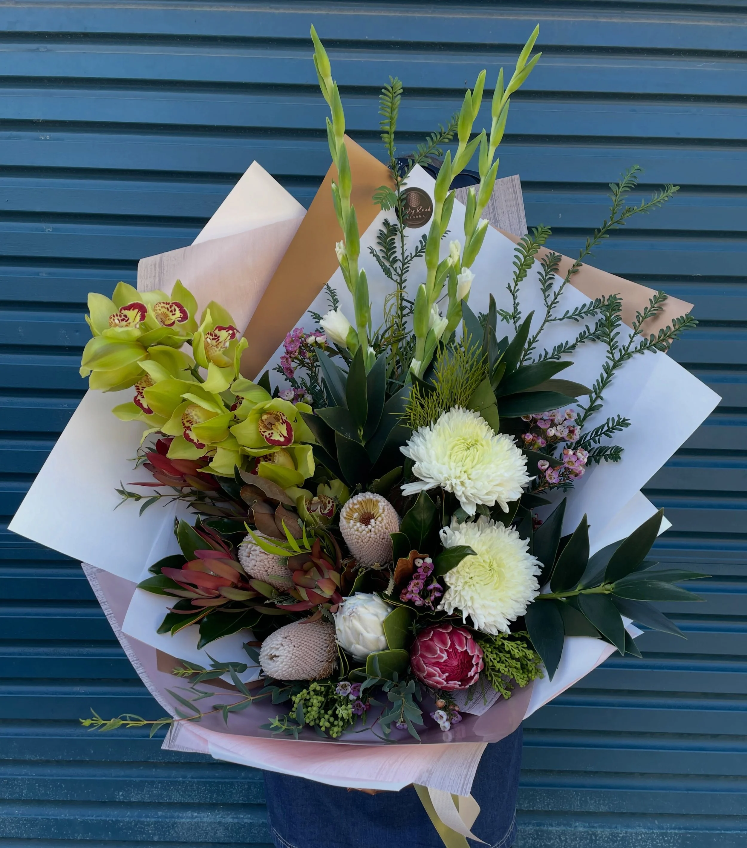 Coffs!! Excited to be coming your way next week for a few days of delivering your favourite flowers&hellip; Tuesday 25th - Friday 28th.
We can&rsquo;t wait! Pre Order now on the website 💌