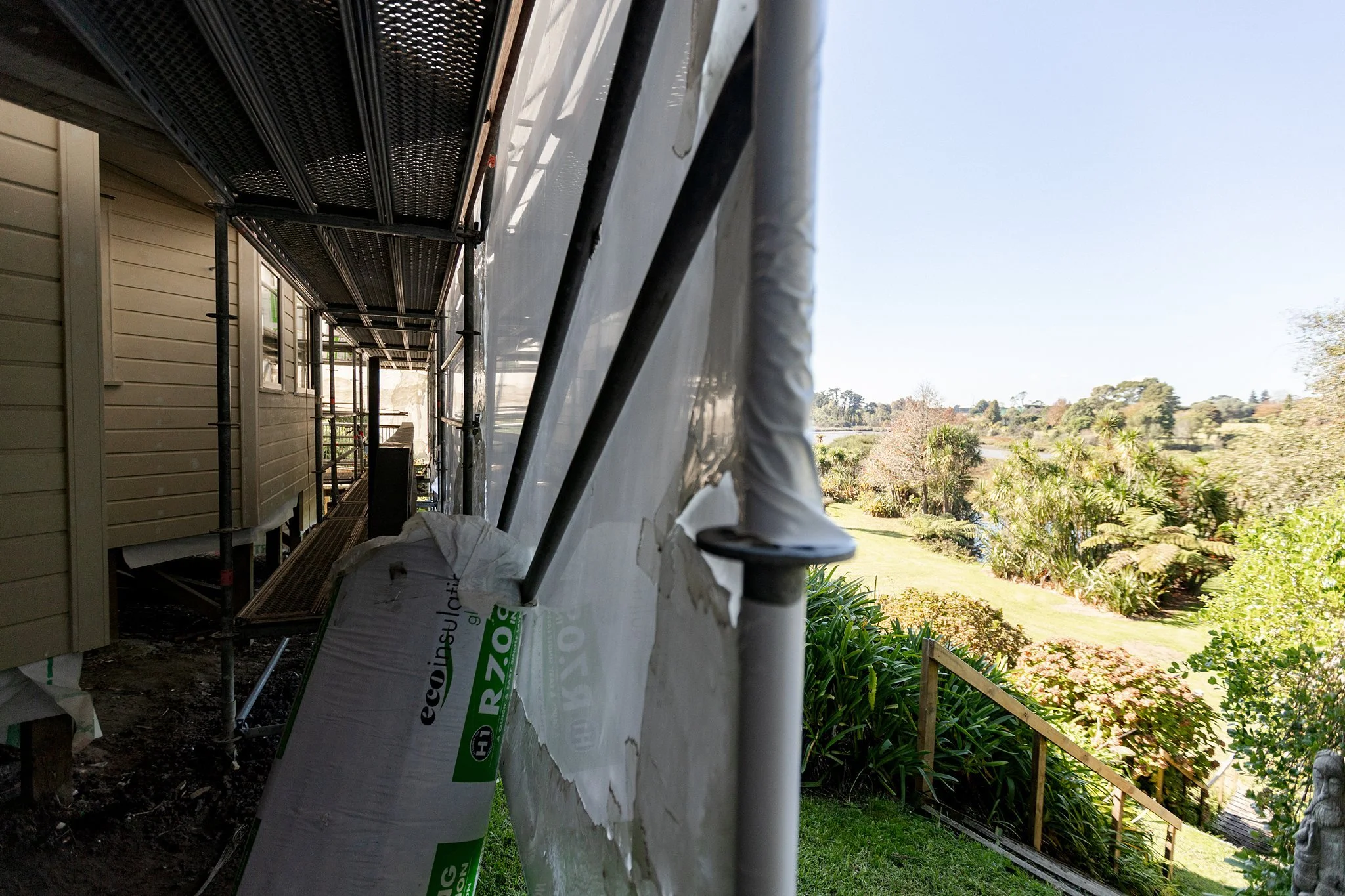 Exterior recladding transformation in Te Puna_0007.jpg