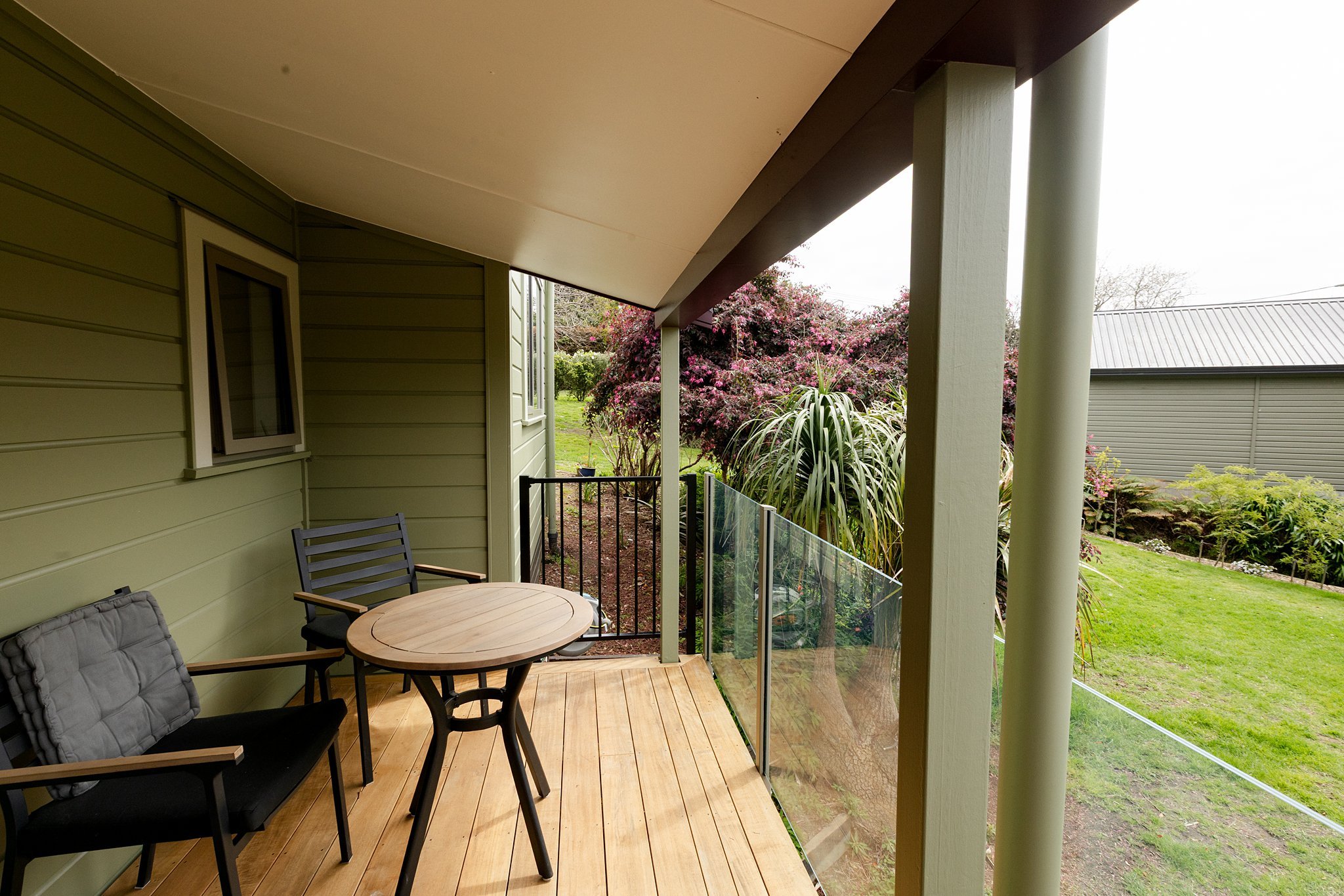 Exterior recladding transformation in Te Puna_0042.jpg