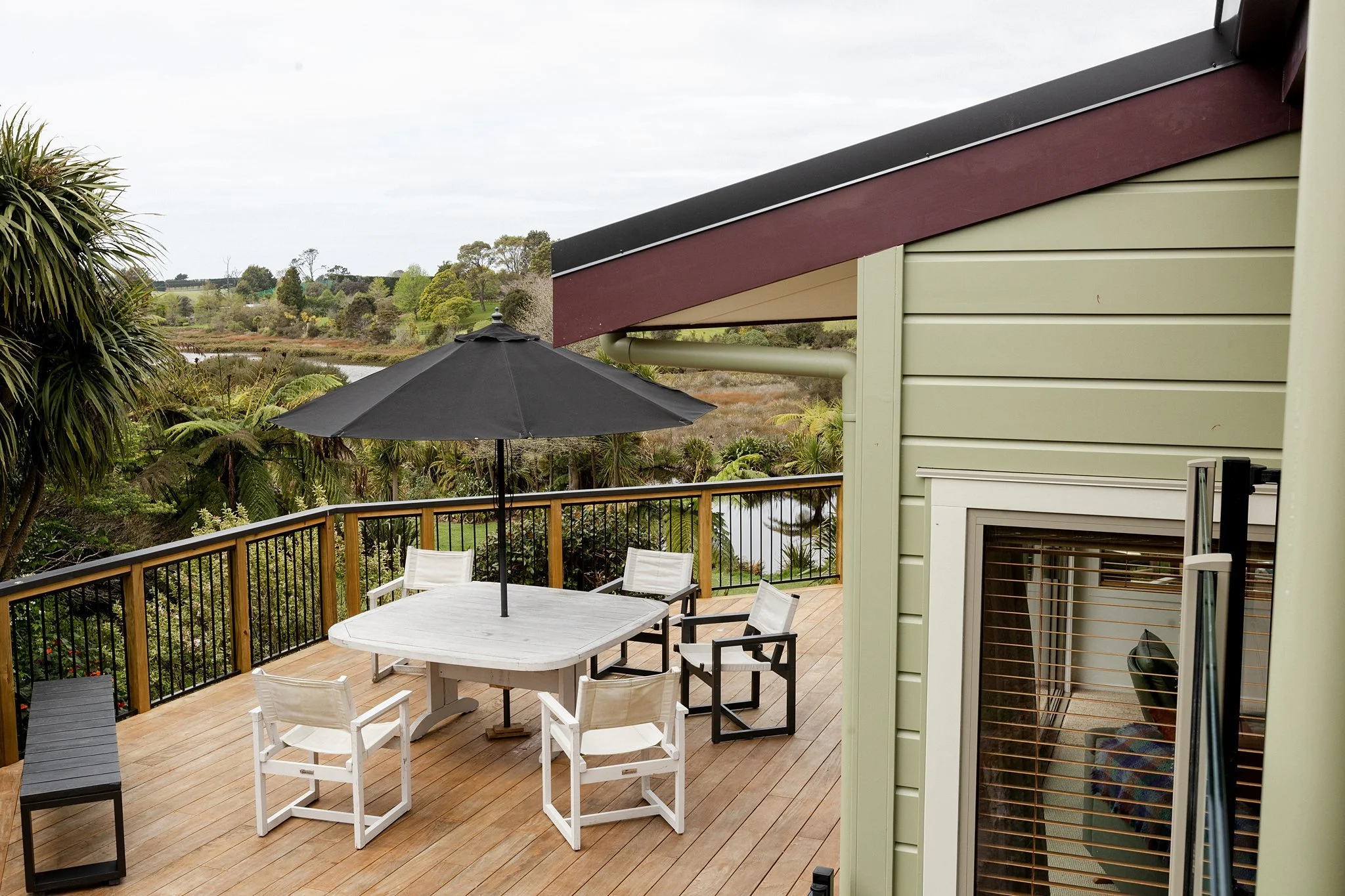 Exterior recladding transformation in Te Puna_0045.jpg