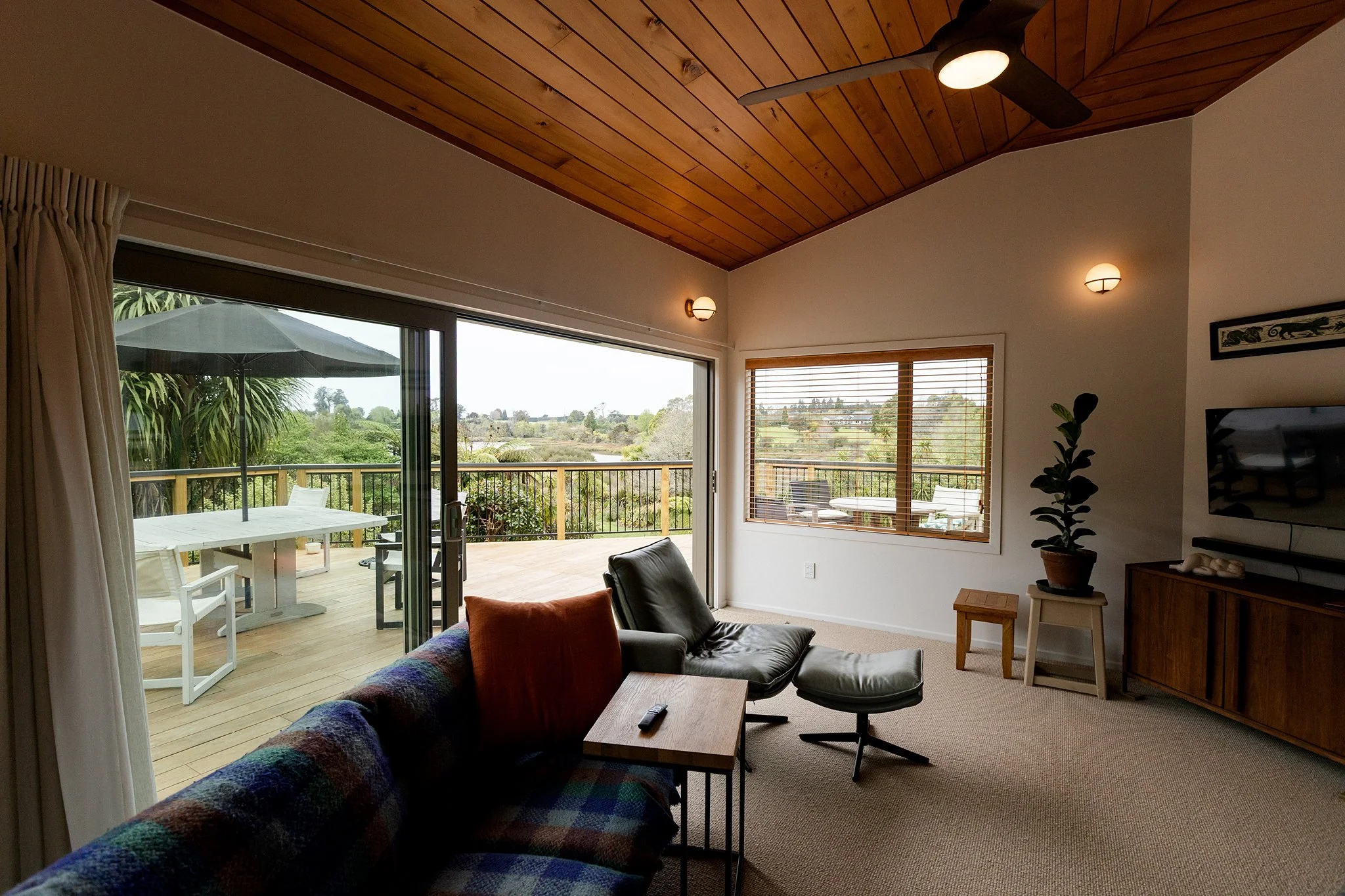 Exterior recladding transformation in Te Puna_0071.jpg