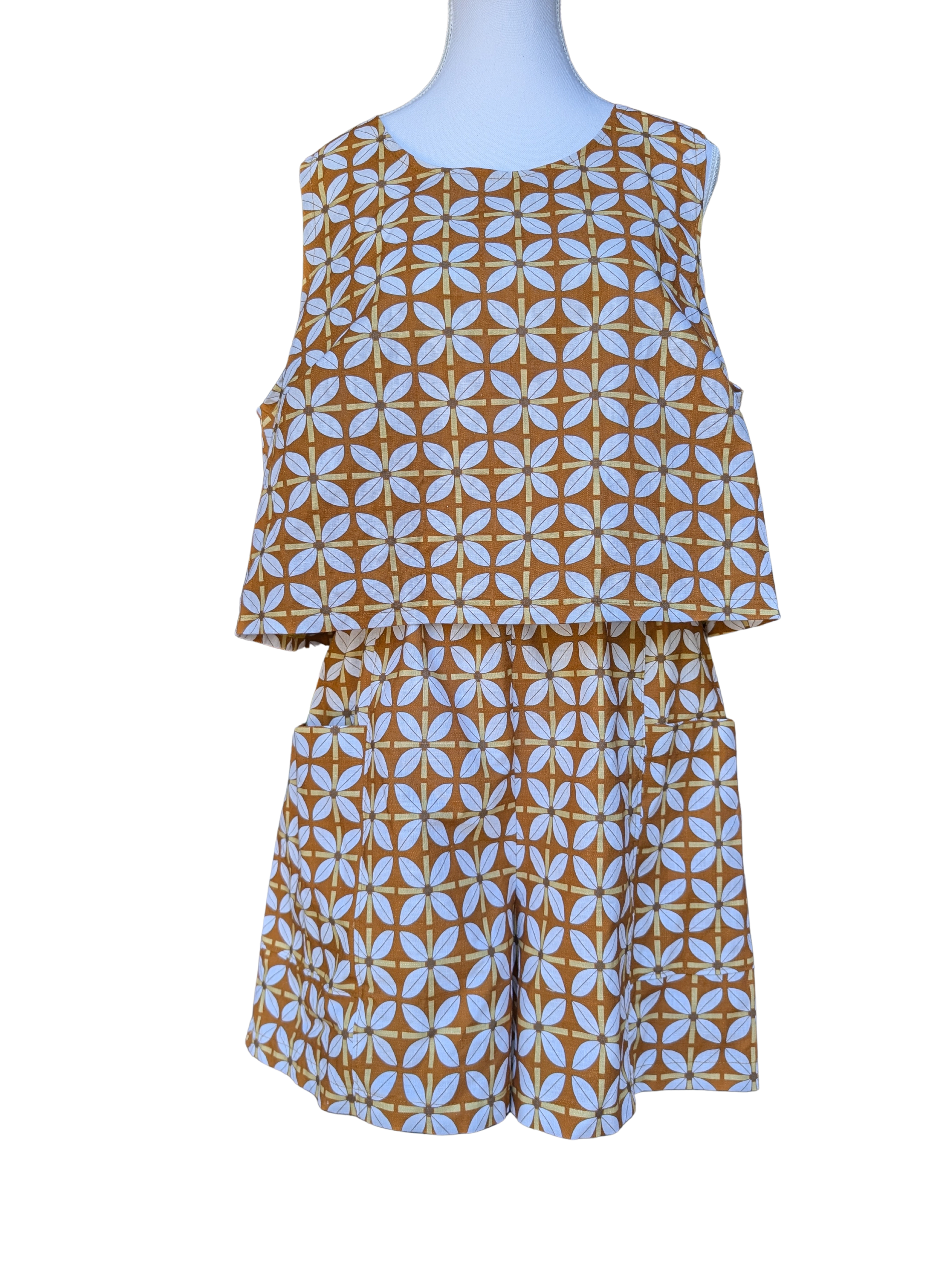 Arthur Top Retro Pattern 18 SAMPLE