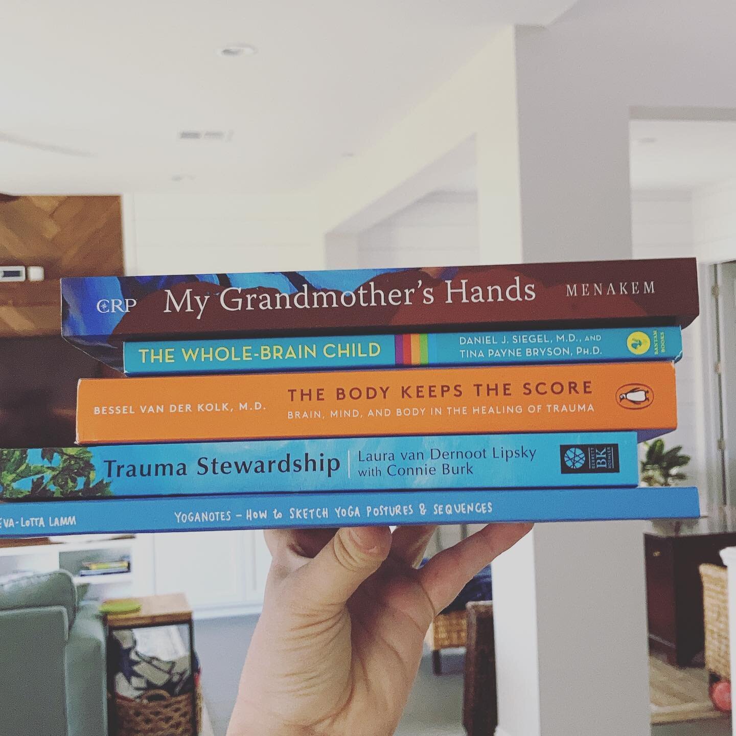 If you need to get in touch with me any time soon I will be nose deep in one of these 🥰 

Book club anyone?!

#neverstoplearning #traumahealing #traumasensitiveyoga #intergenerationaltrauma #thebodykeepsthescore #traumastewardship #wholebrainchild