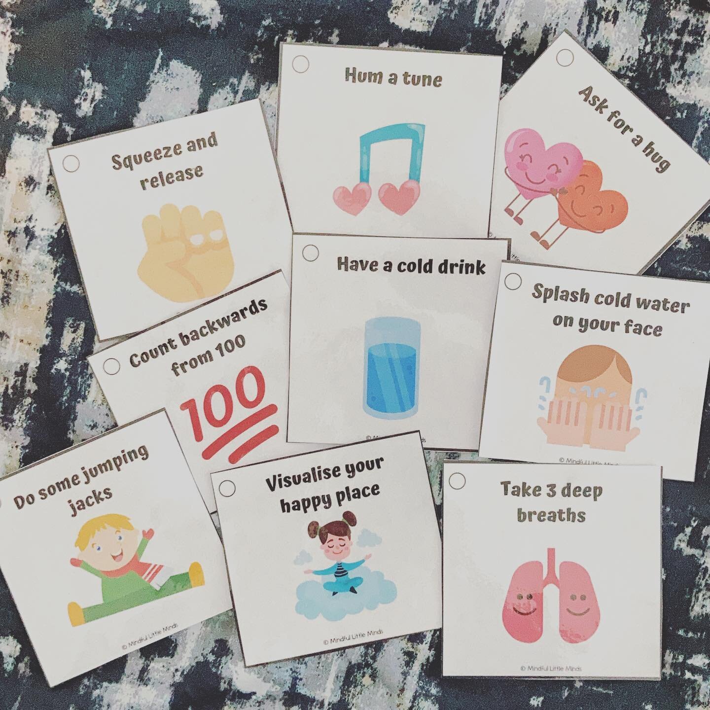 Love this deck of calming strategies by @mindfullittleminds it&rsquo;s perfect for real little ones especially if they can&rsquo;t read yet. Punch a hole in the corner, attach a ring to flip through easily. 

We love this deck for calming corners,pur