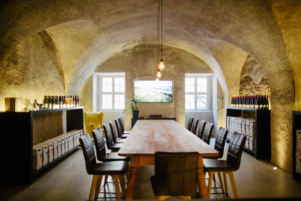 Gewölberaum des Wein.Cabinet von Urban T. Stagård in Krems-Stein