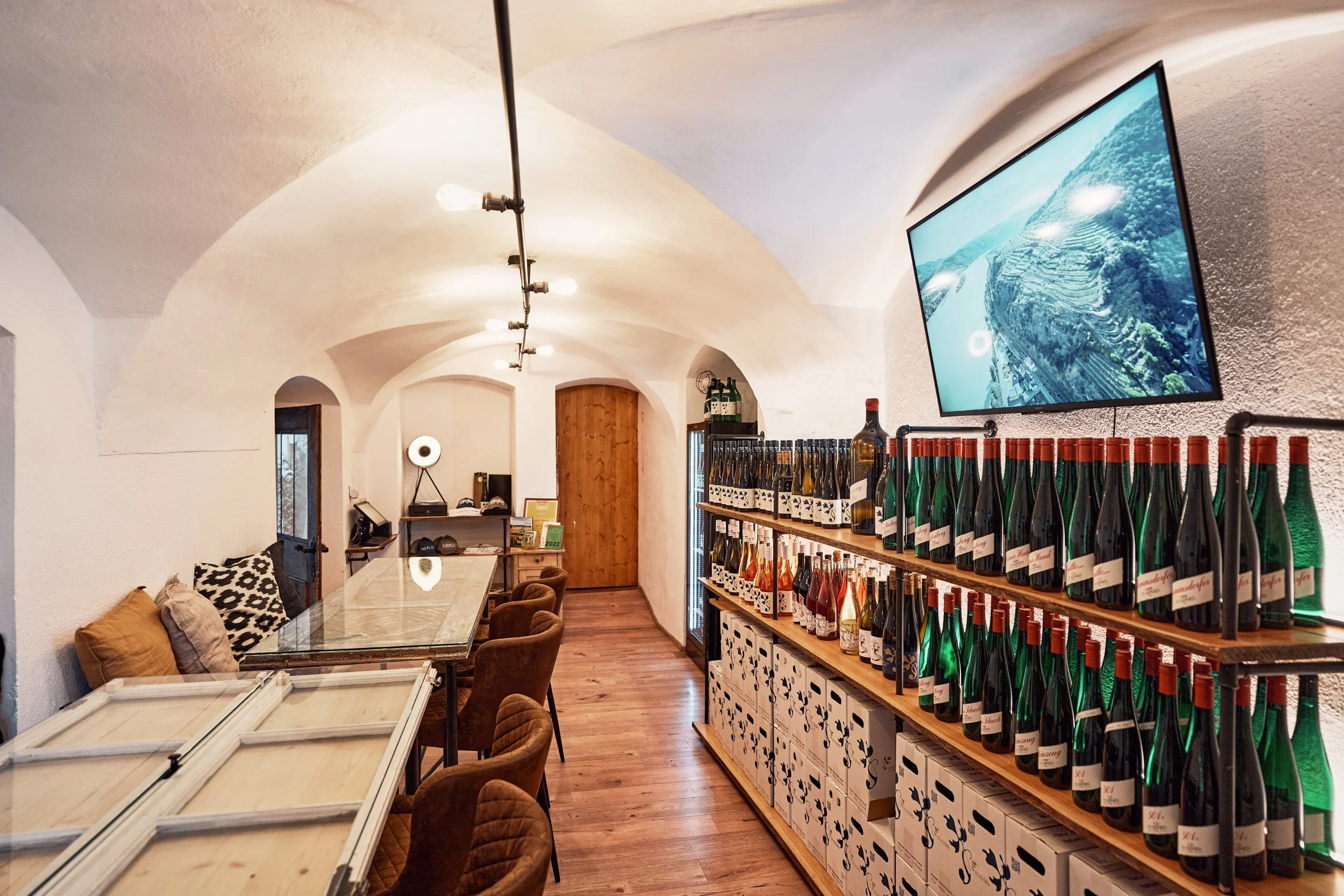 WeinCabinet @ Florian Schulte 35.jpg