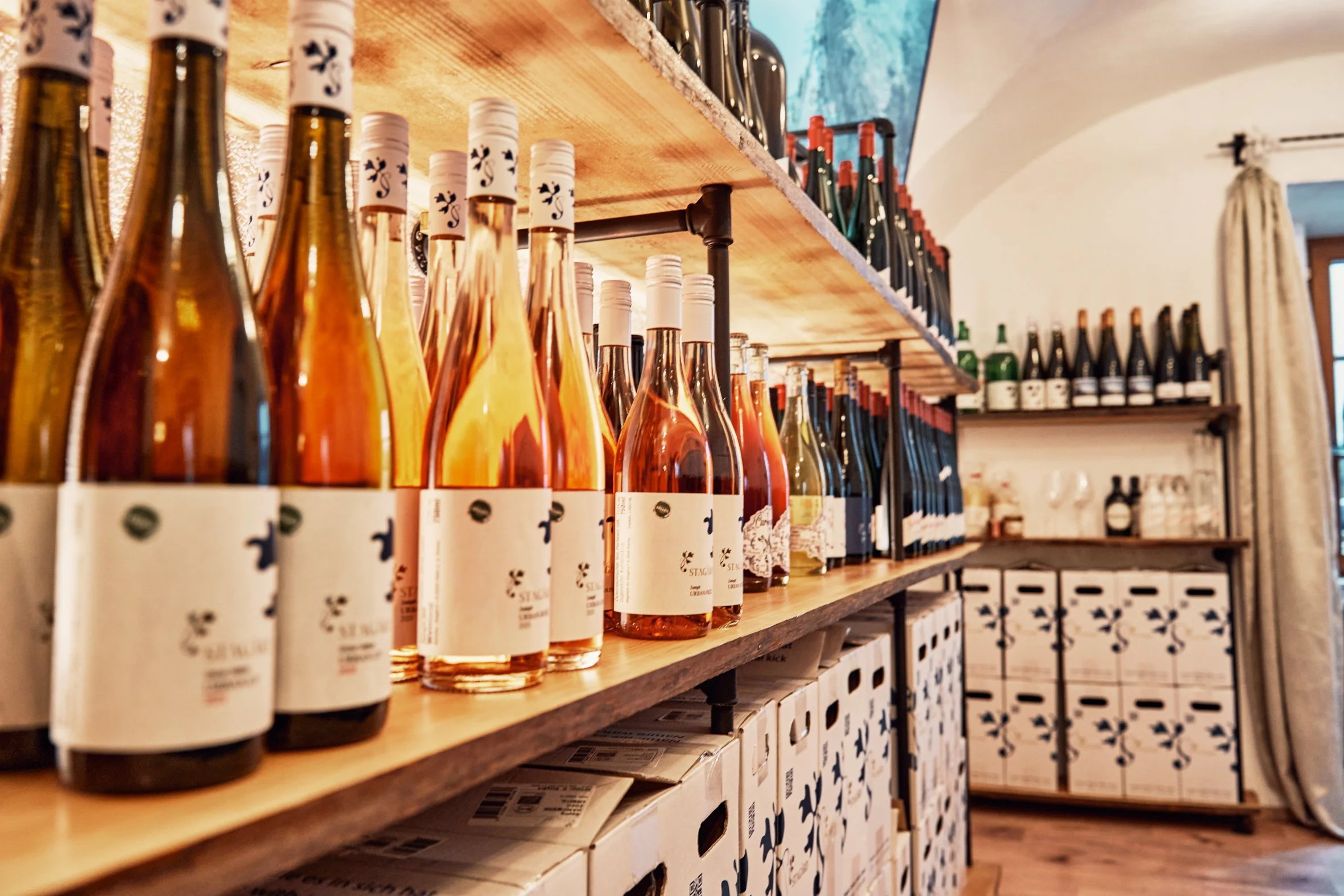 WeinCabinet @ Florian Schulte 5.jpg