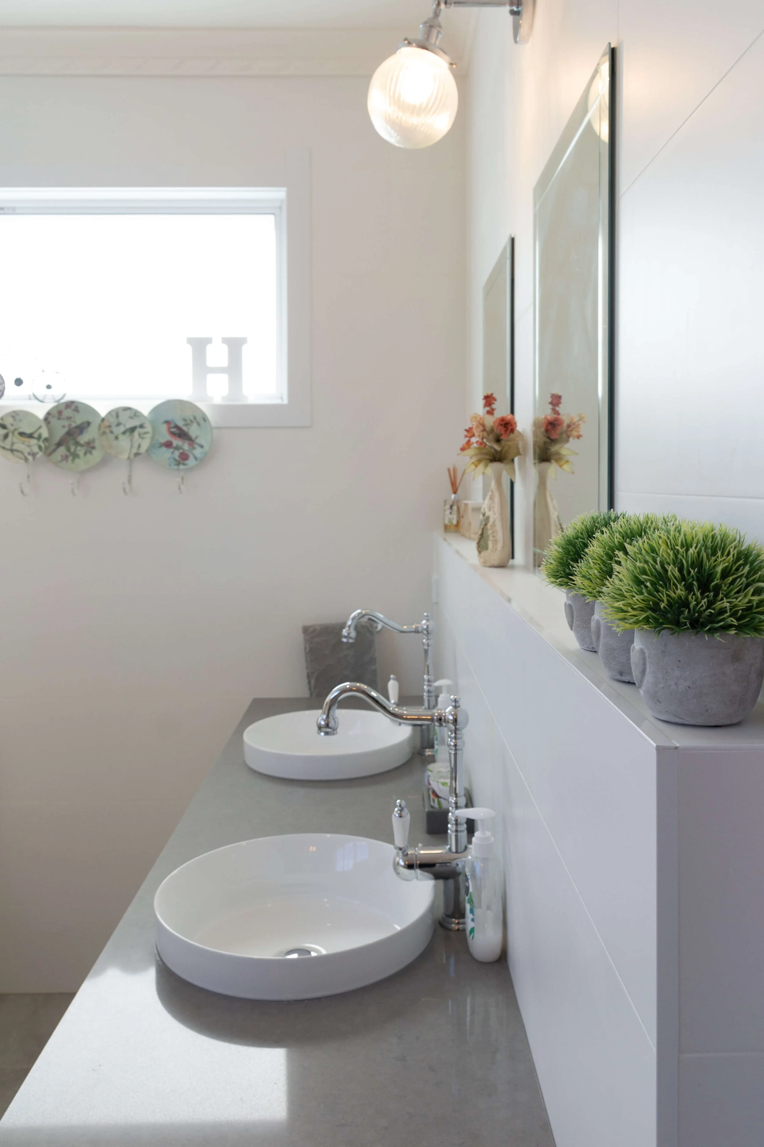 Bathroom 3.jpg
