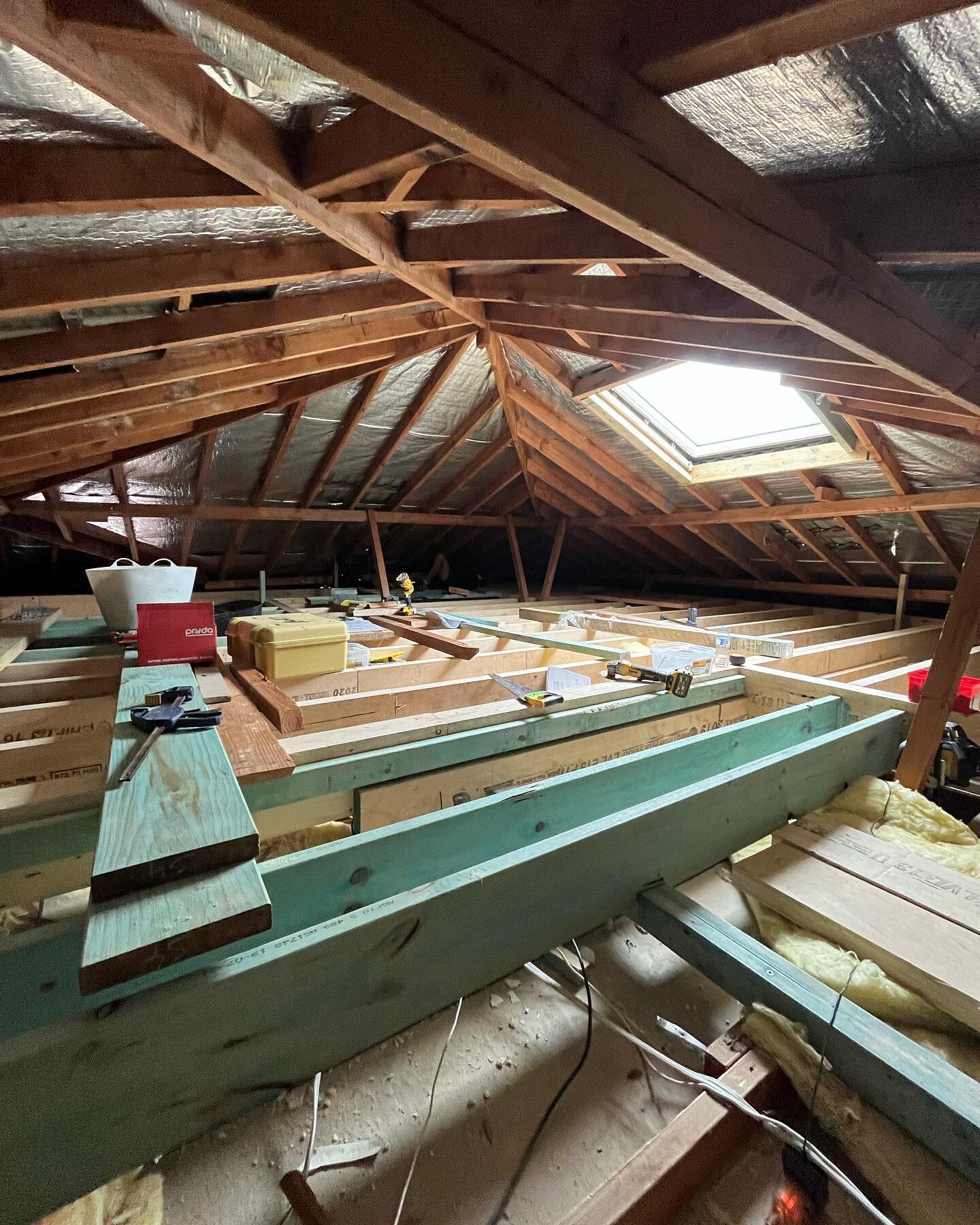 Sans souci first floor addition 
Almost ready to rip the roof off 🏠

#carpentry #firstflooraddition #sydney #sydneybuilder #carpentryaustralia