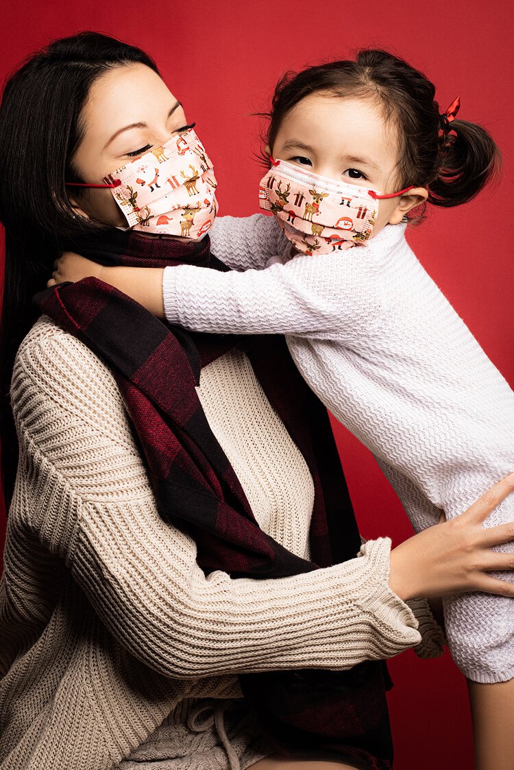 christmas campaign mother daughter portrait happy.jpg