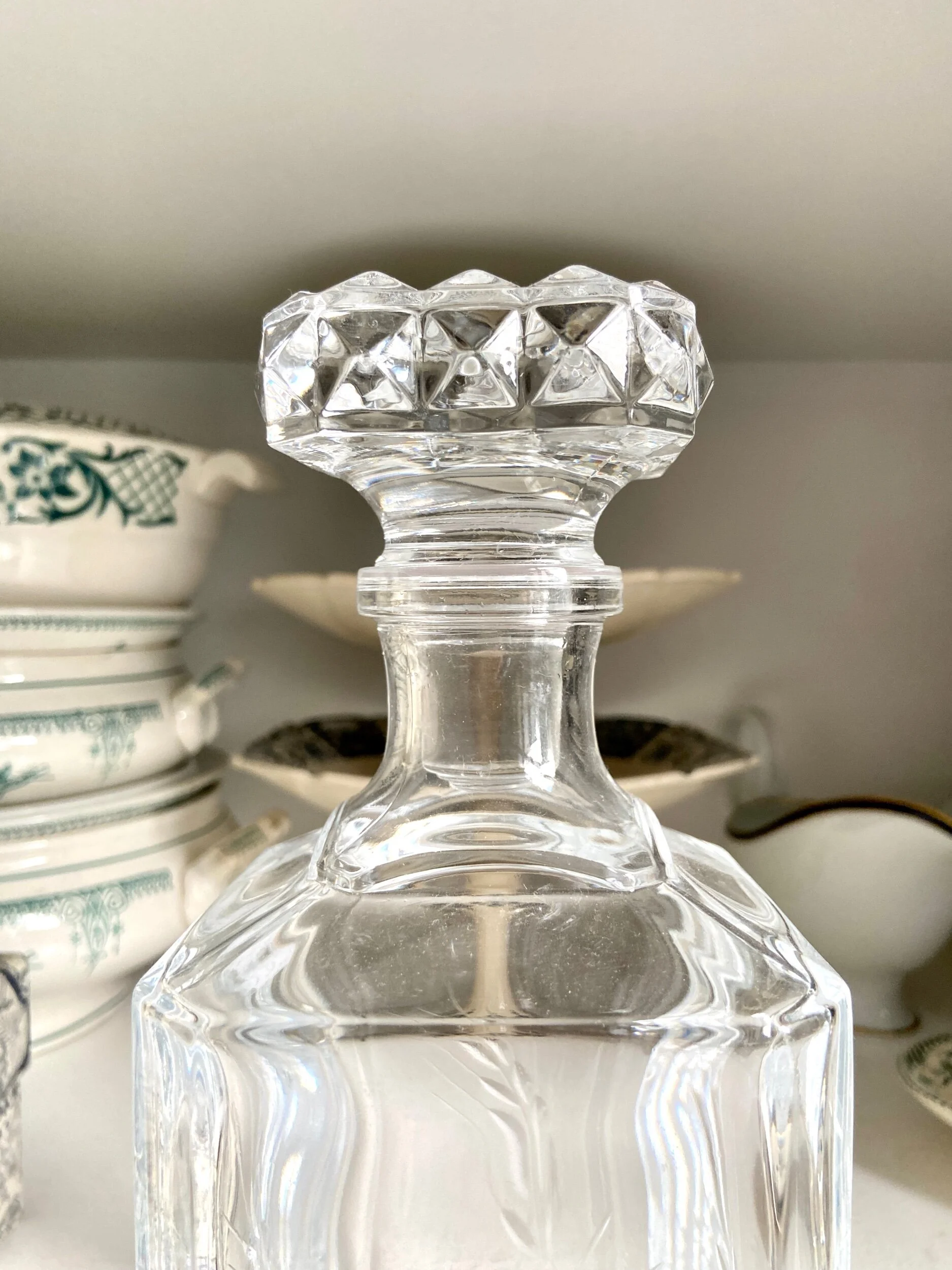 carafe-whisky-verre-cisele-transparent-art-table-vaisselle-vintage-axs-design-paris-france