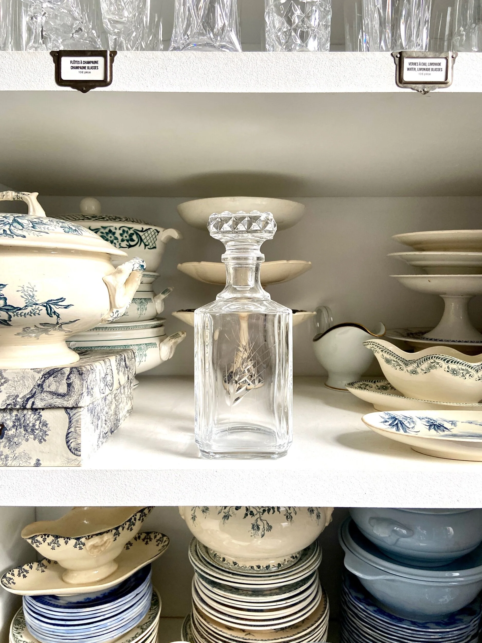 carafe-whisky-verre-cisele-transparent-art-table-vaisselle-vintage-axs-design-paris-france